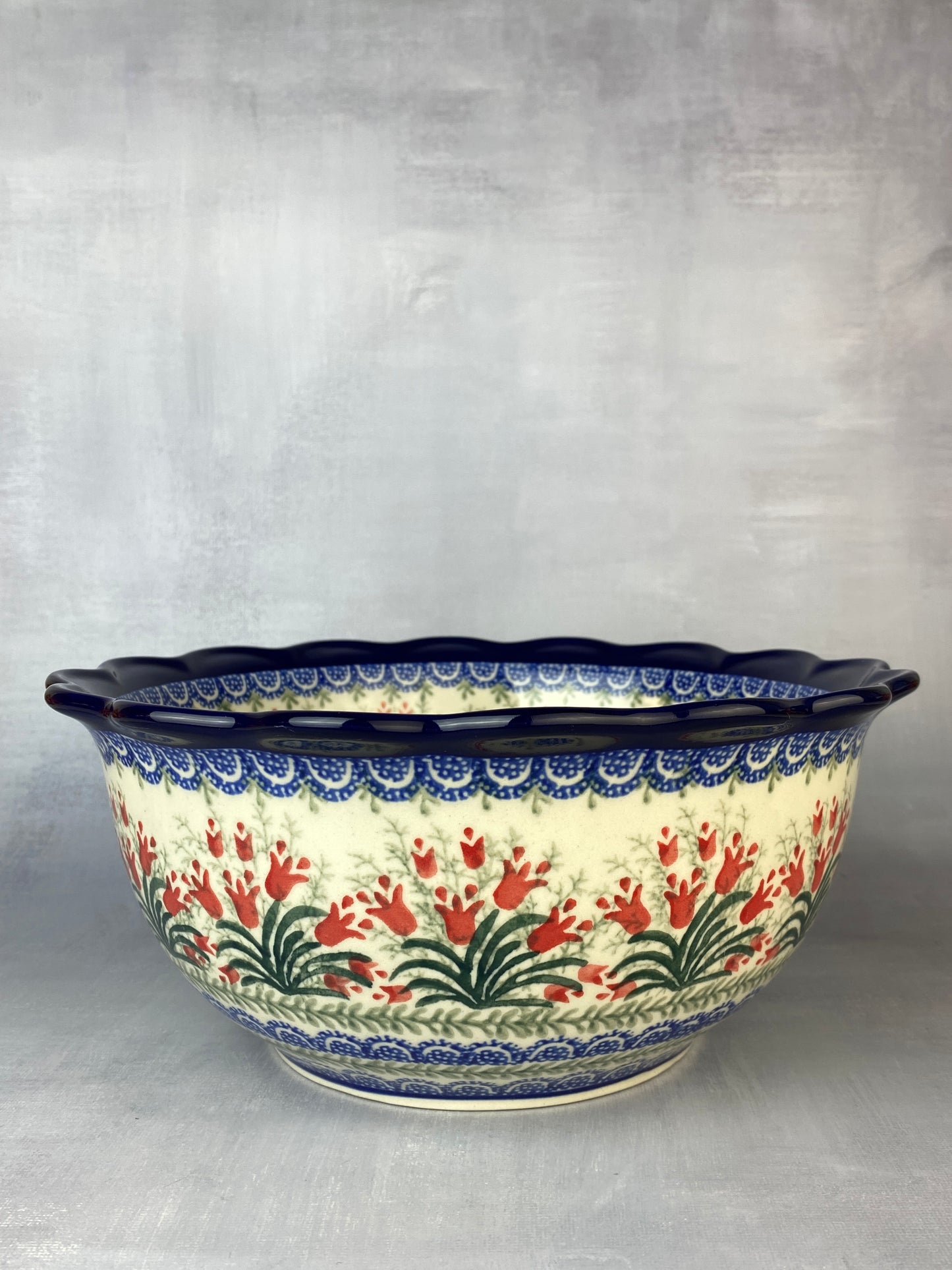 Large Ruffled Bowl - Shape 628 - Pattern 1437