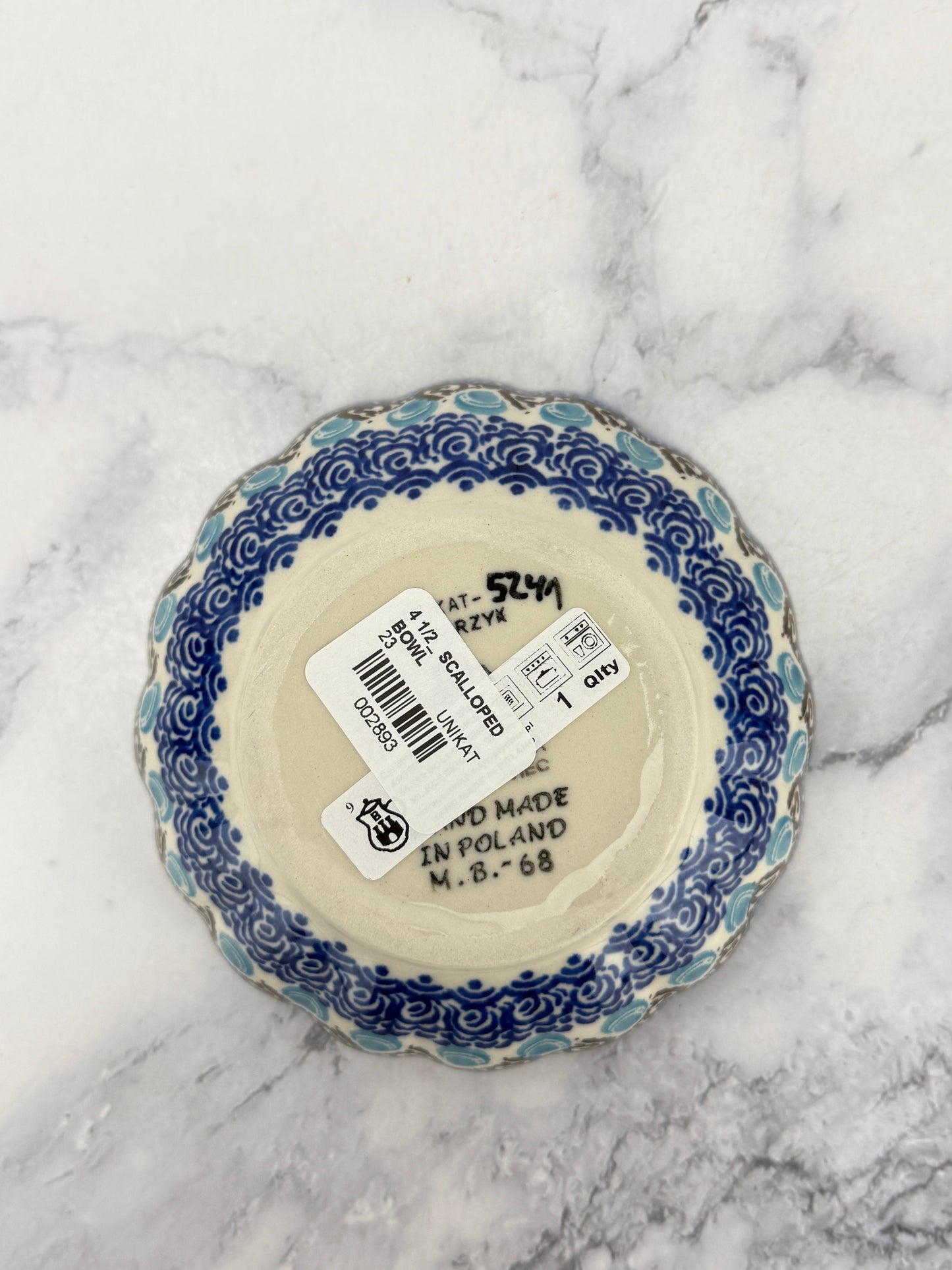 4.5" Unikat Scalloped Bowl - Shape 23 - Pattern U5241