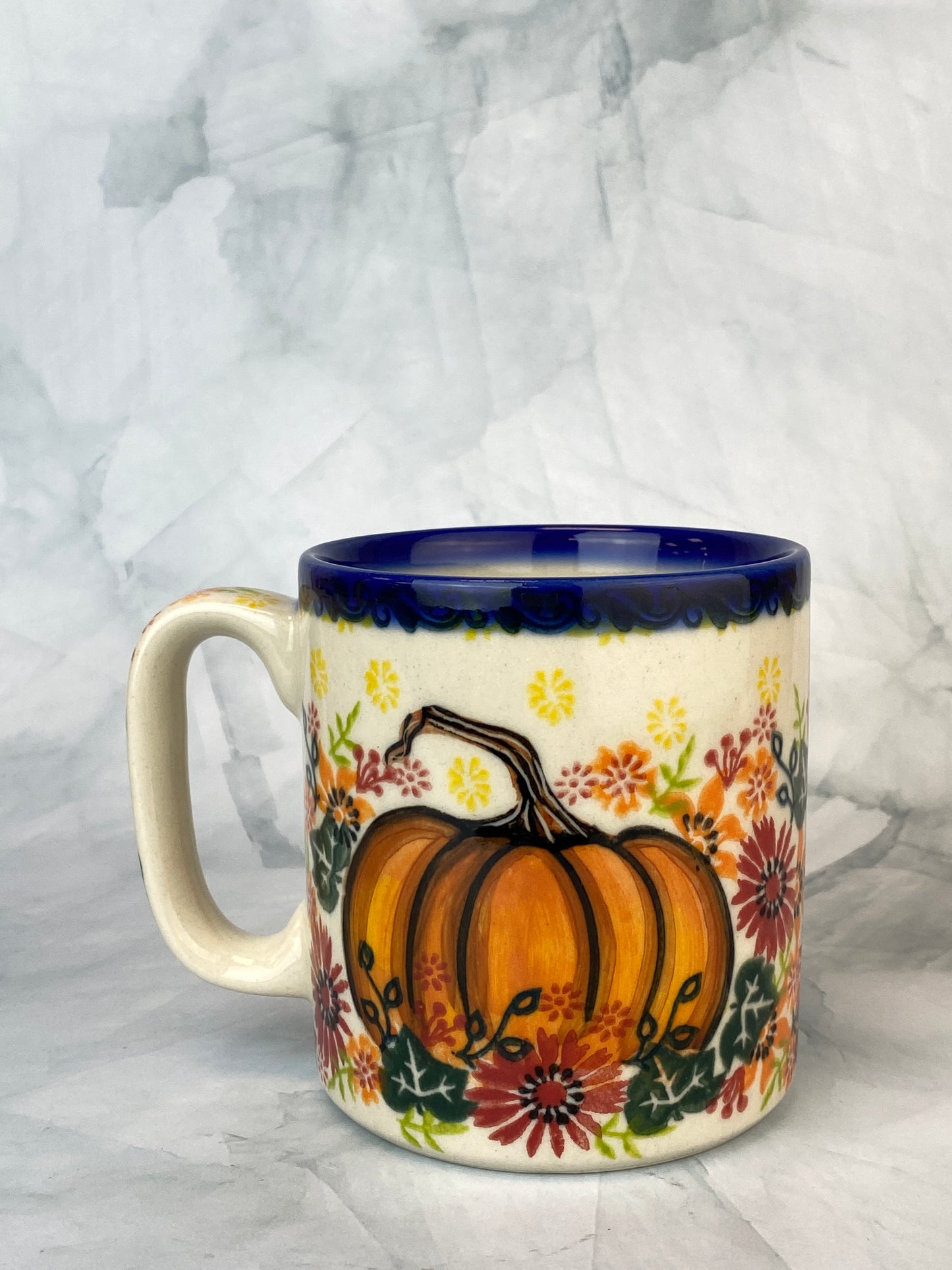 Vena Unikat 12oz Mug - Shape V055 - Pumpkins and Red Flowers