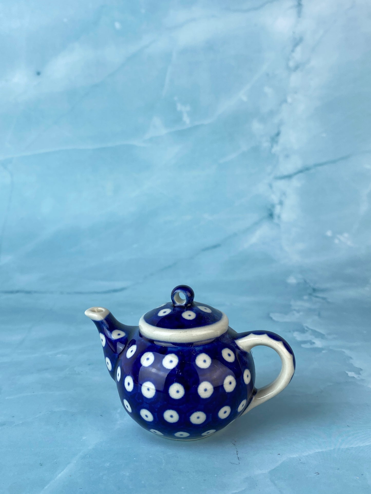 Teapot Ornament - Shape F88 - Pattern 70a