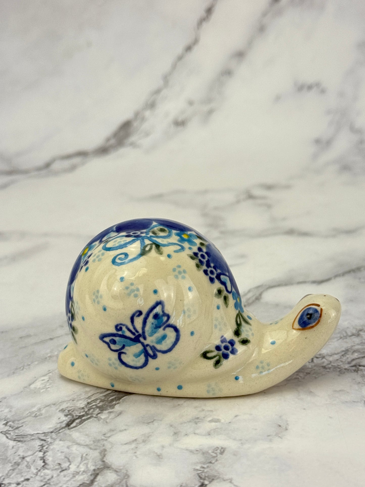 Snail Figurine - Shape V415 - Pattern Butterfly Blue