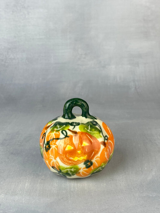 Vena Mini Pumpkin - Jack-O-Lantern Patch