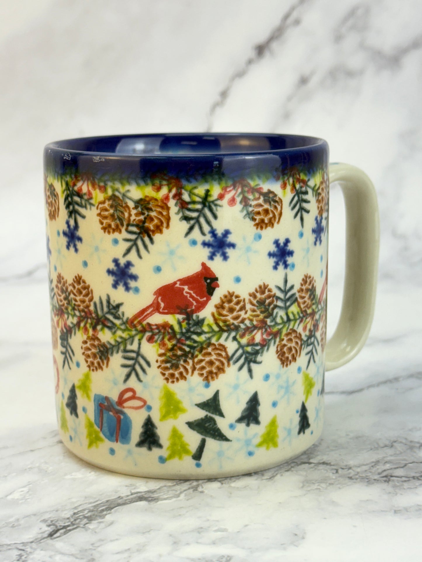 Vena Unikat 12oz Holiday Mug - Shape V055 - Cardinals and Pine
