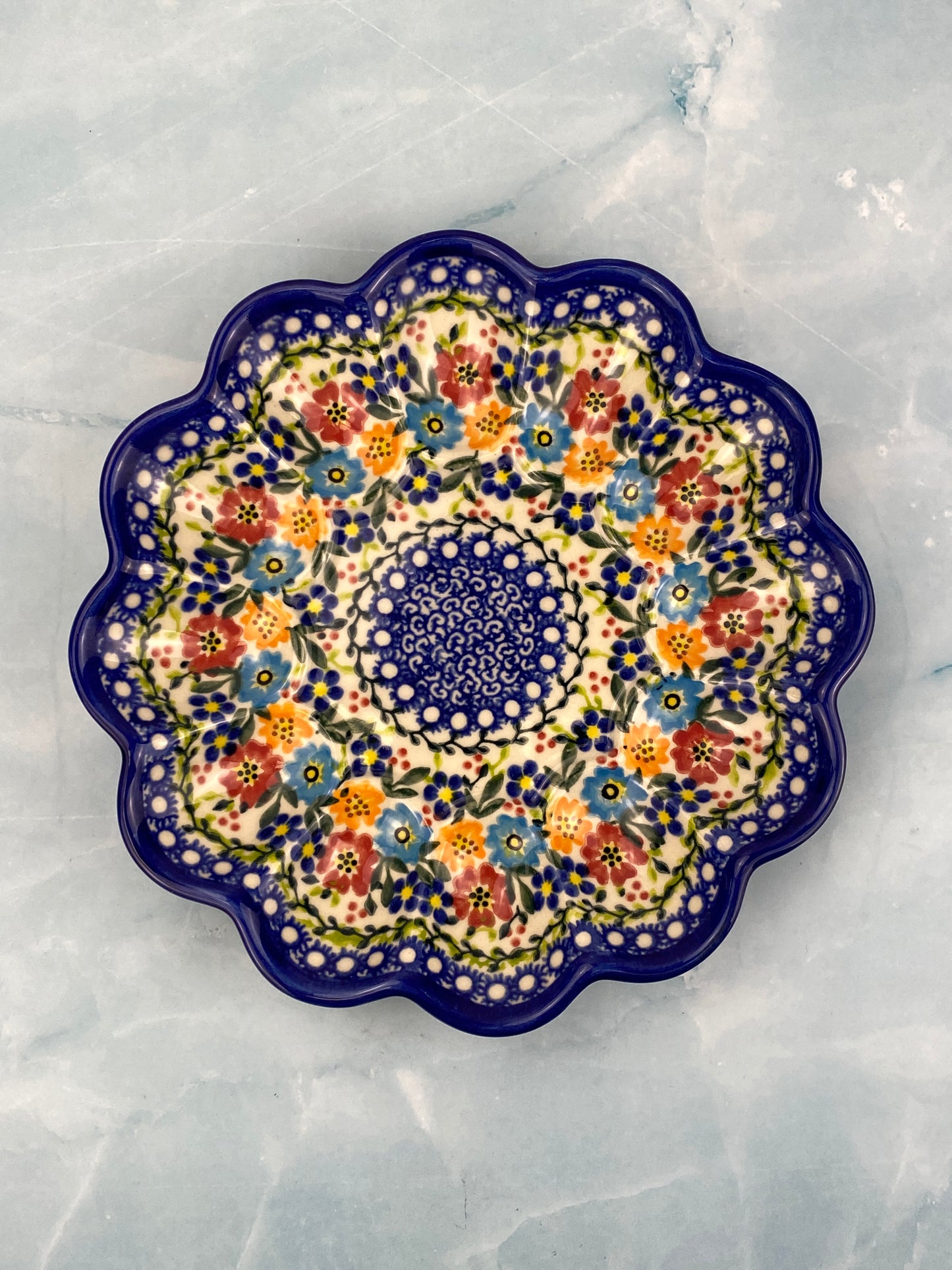 Unikat Egg Plate - Shape V131 - Bold Floral