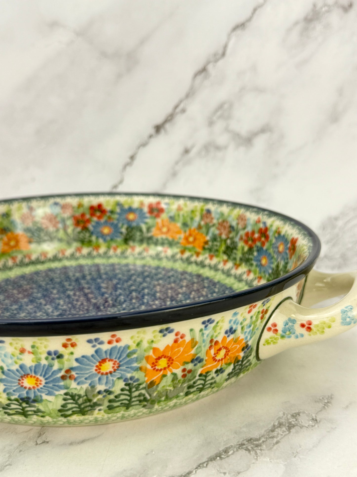10"  Unikat Round Baker With Handles - Shape 420 - Pattern U5237
