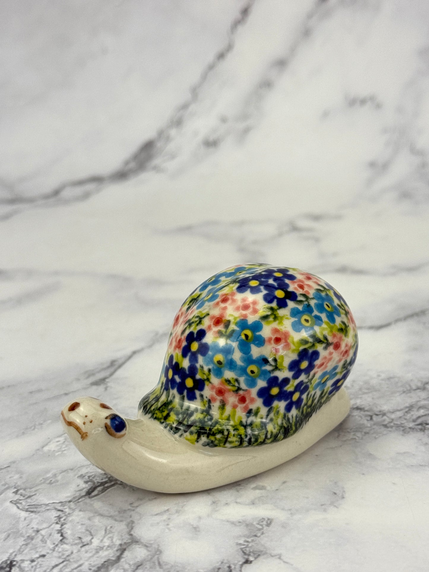 Snail Figurine - Shape V415 - Pattern Pink Posy