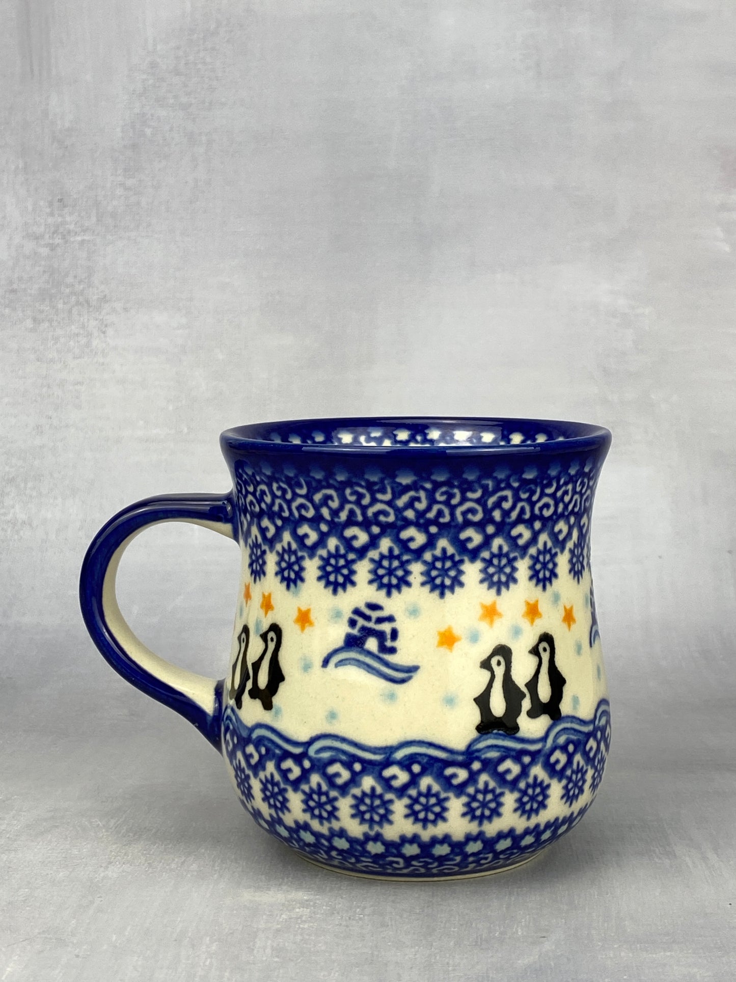 Vena Unikat 8oz Holiday Mug - Shape V053 - Penguins and Igloos