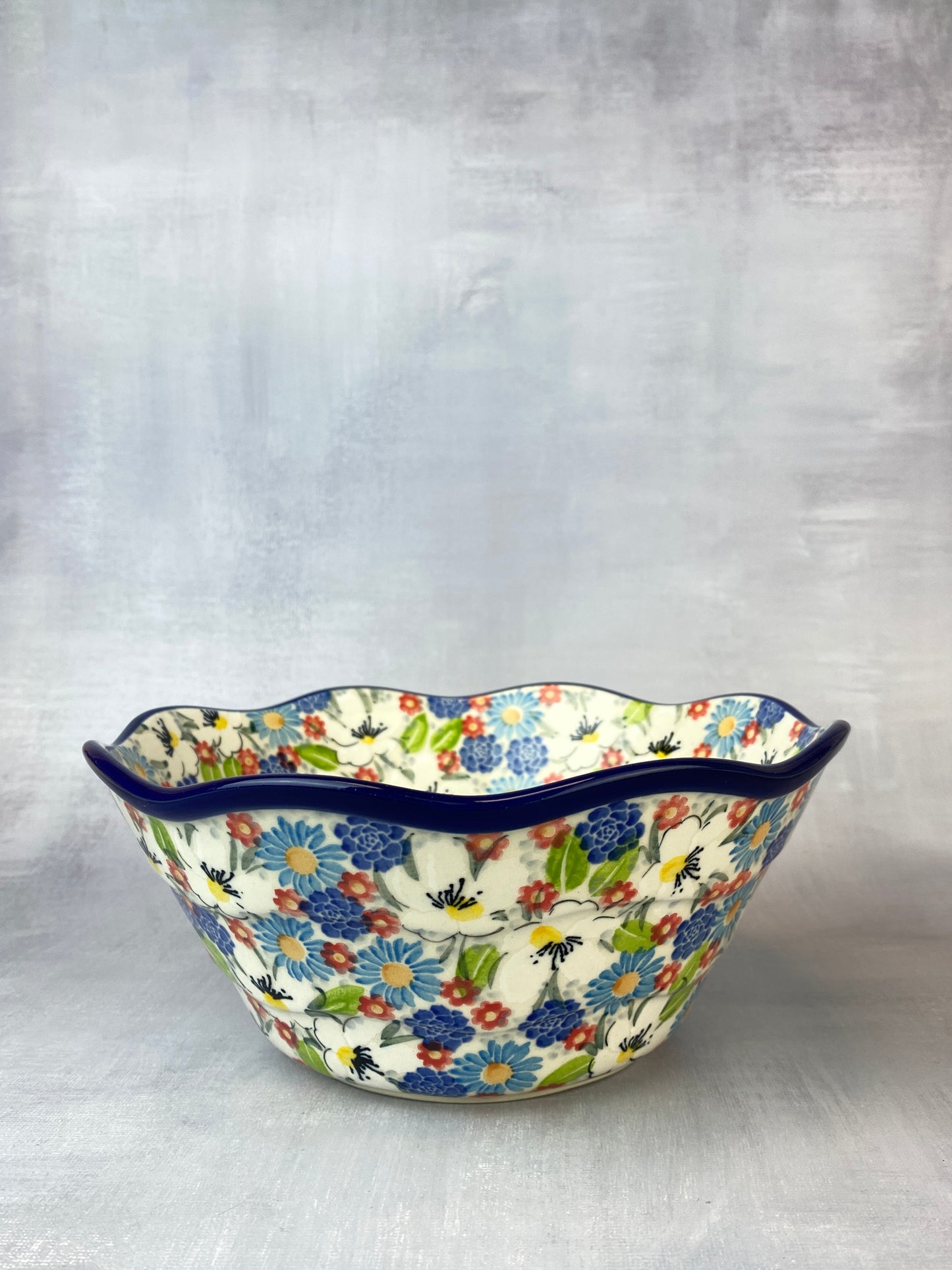 Small Wavy Unikat Bowl - Shape 691 - Pattern U5158