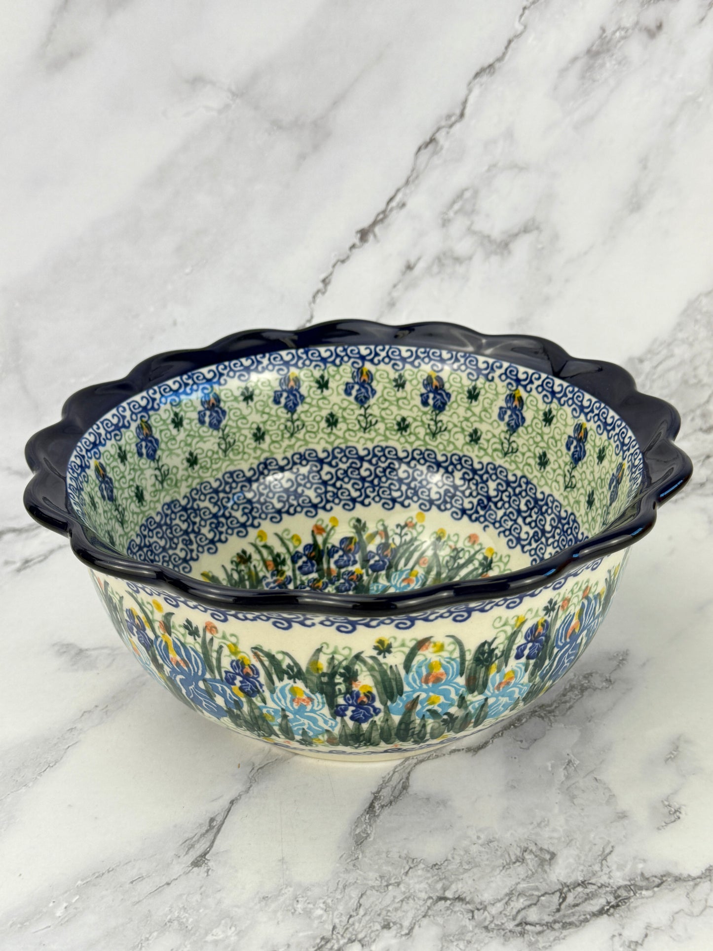 Large Unikat Ruffled Bowl - Shape 628 - Pattern U2712