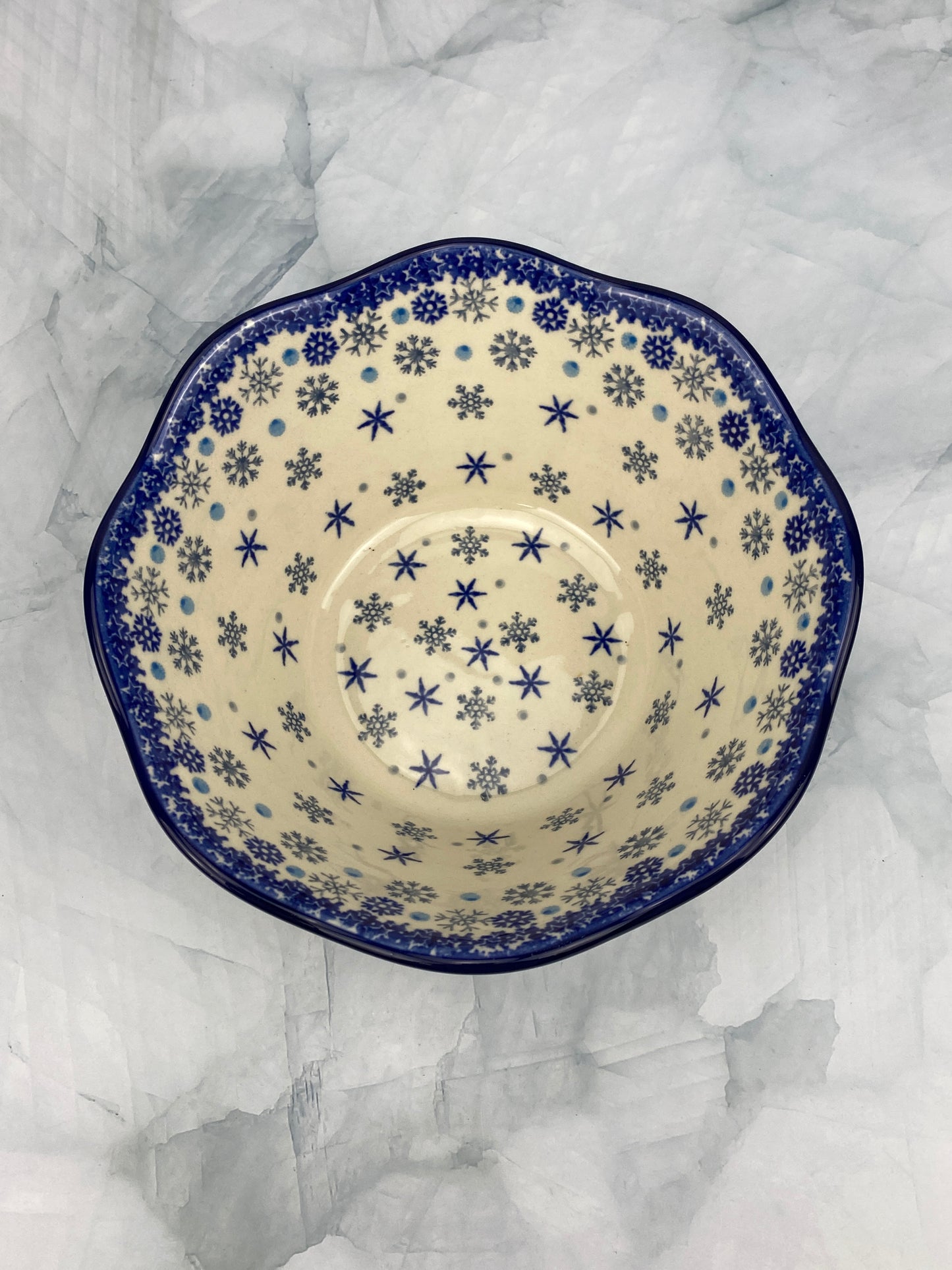 HOLIDAY SPECIAL Wavy Bowl - Shape 691 - Pattern 2974