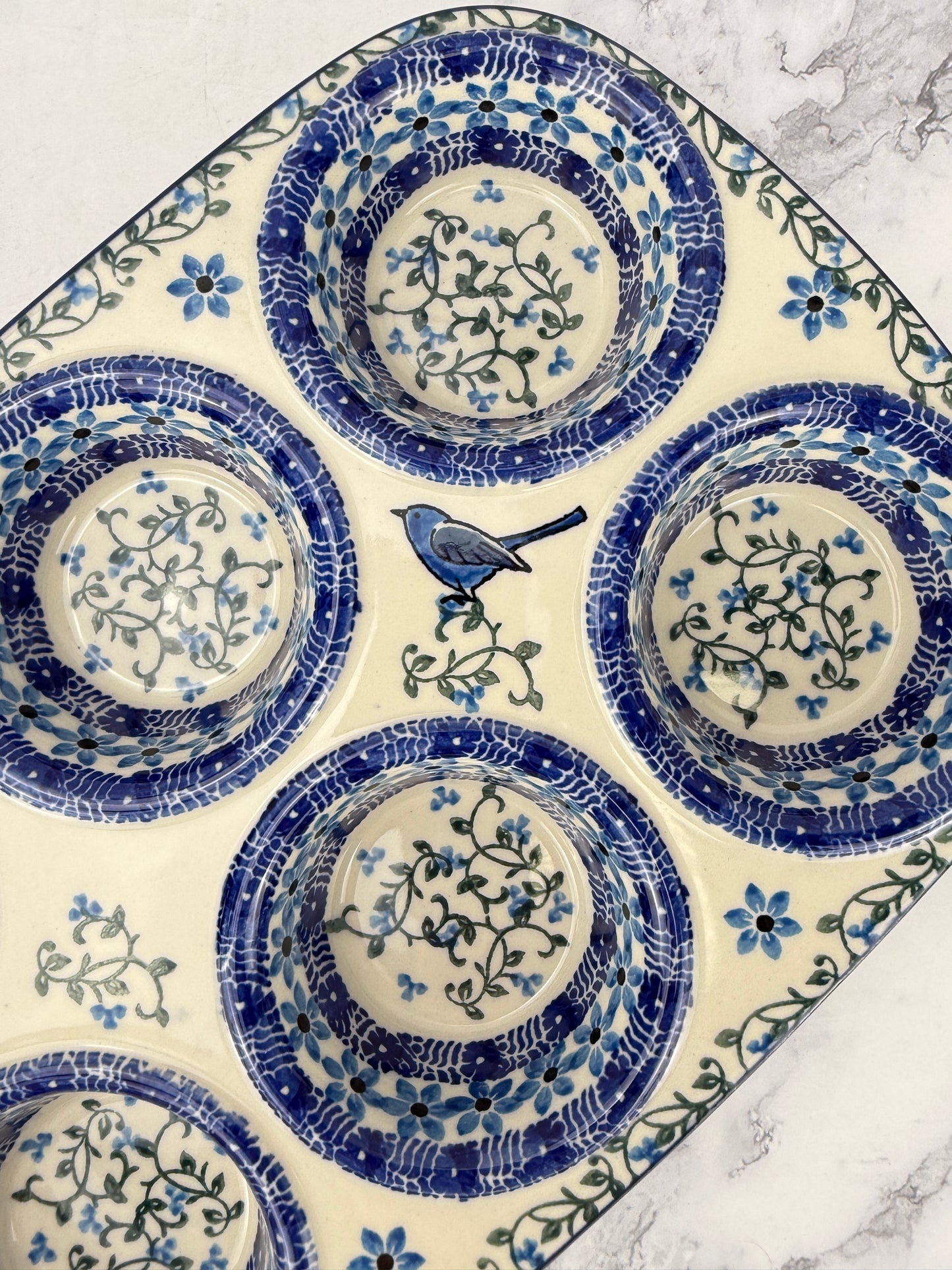 Muffin Baker - Shape 811 - Pattern 1932