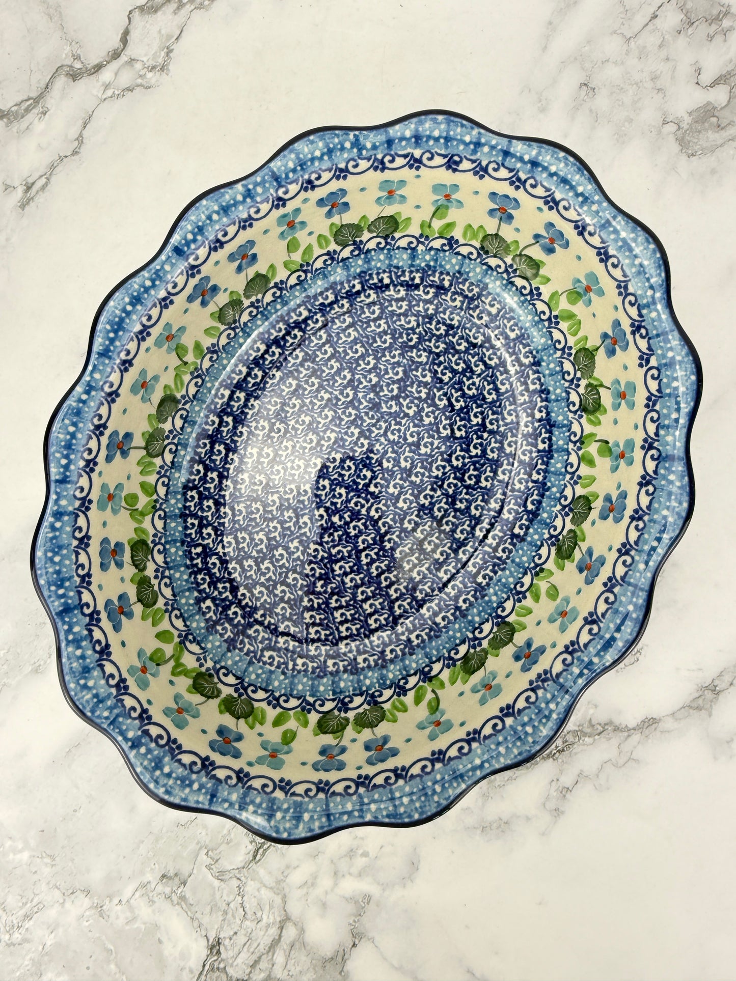 Scalloped Oval Bowl - Shape D78 - Pattern 2668