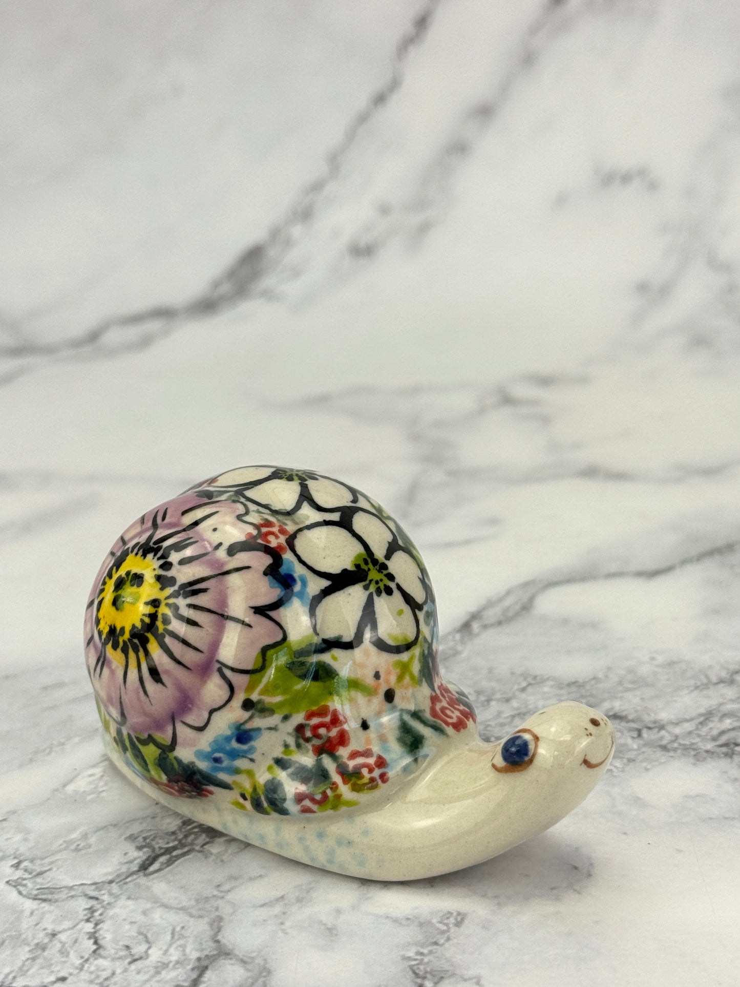 Snail Figurine - Shape V415 - Pattern Lavender Lace