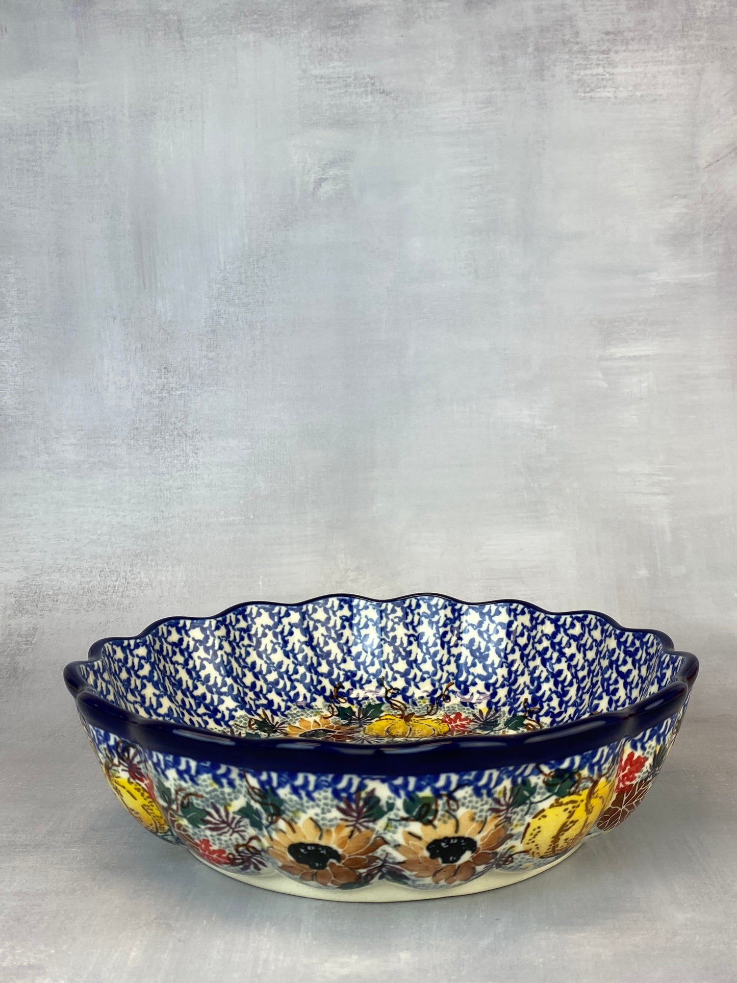 Unikat Scalloped Bowl - Shape 974 - Pattern U4741