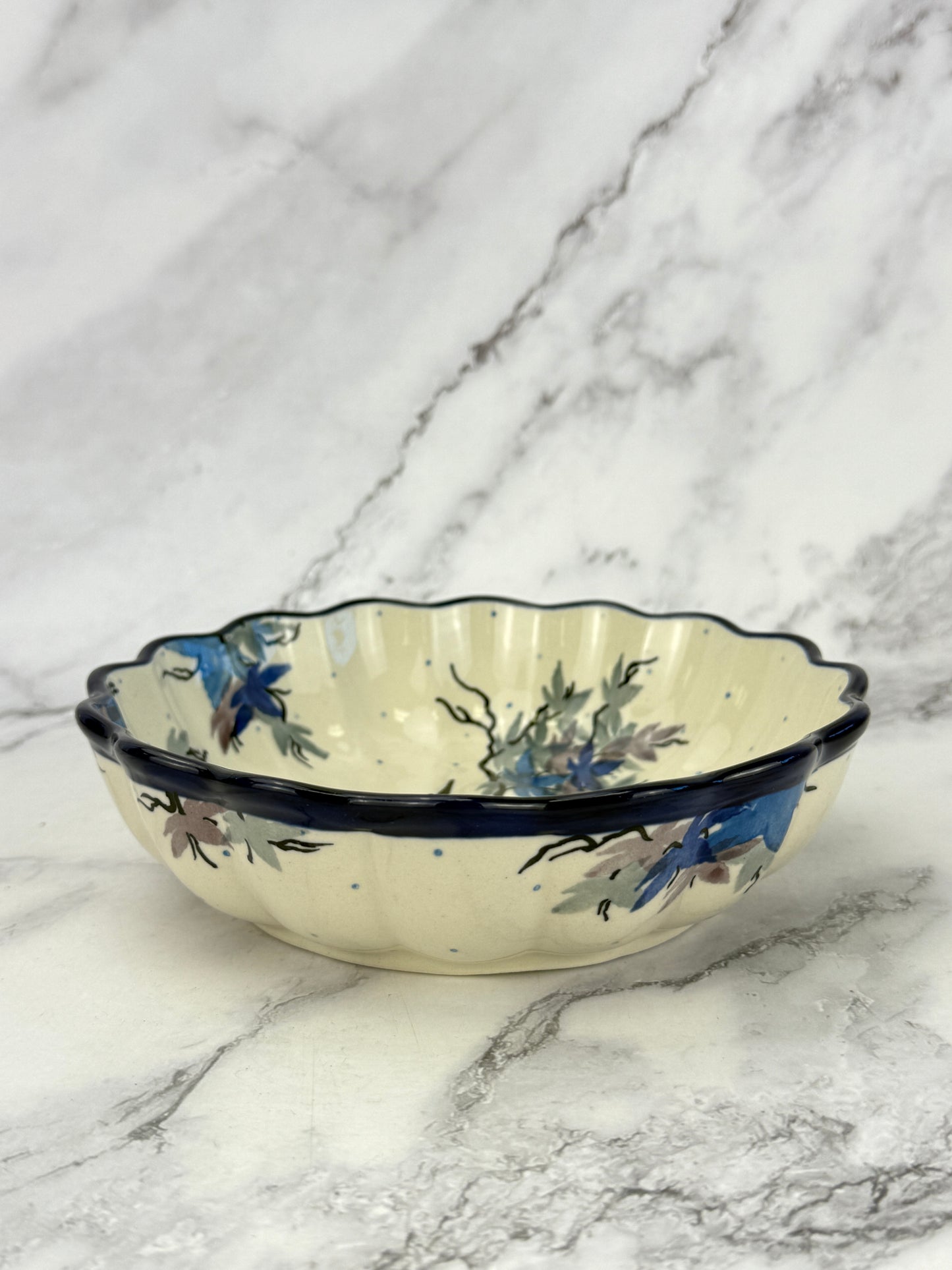 Unikat Scalloped Bowl - Shape 973 - Pattern U5073