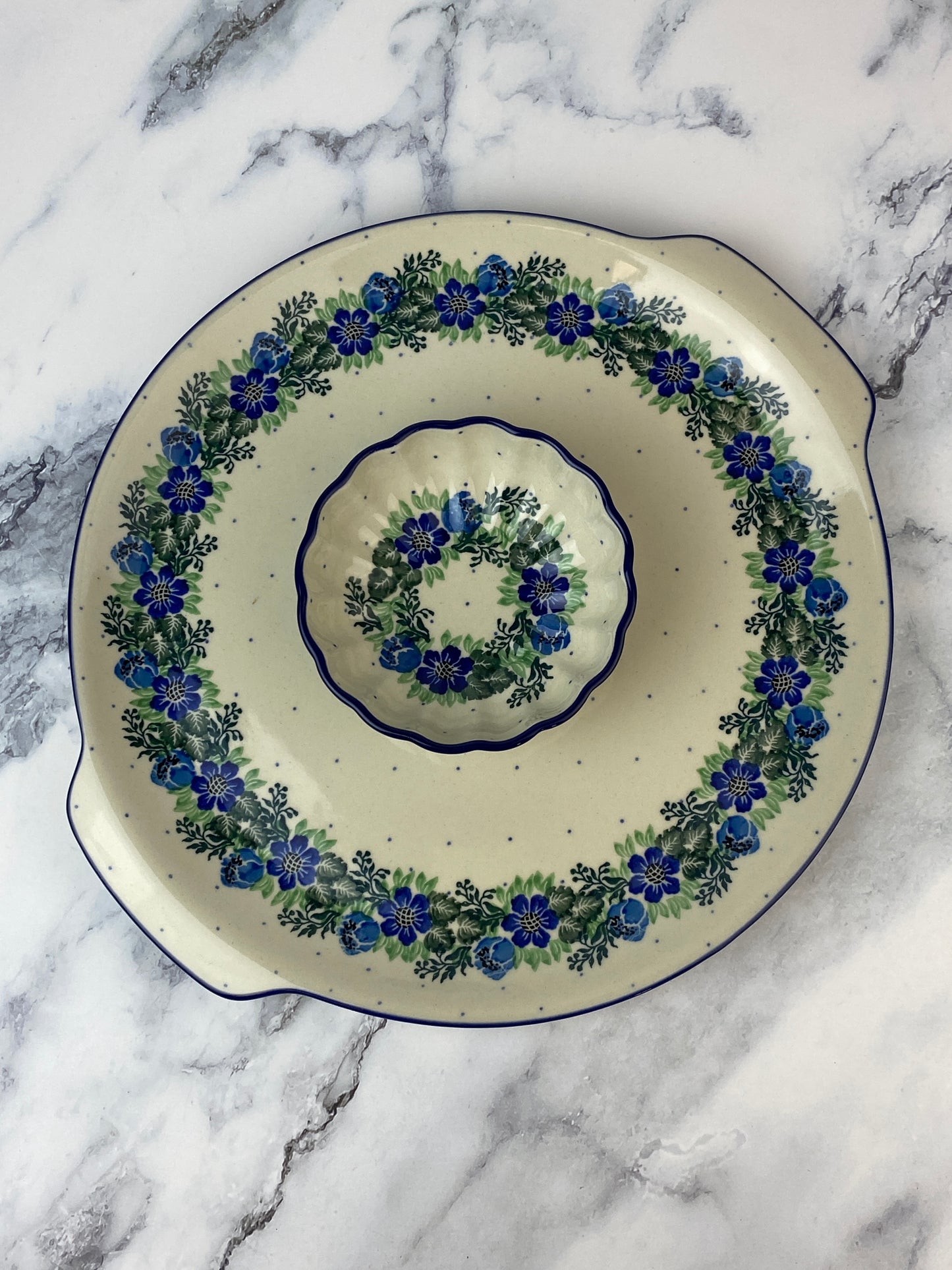 Round Platter With Handles / Pizza Stone - Shape 151 - Pattern 1534