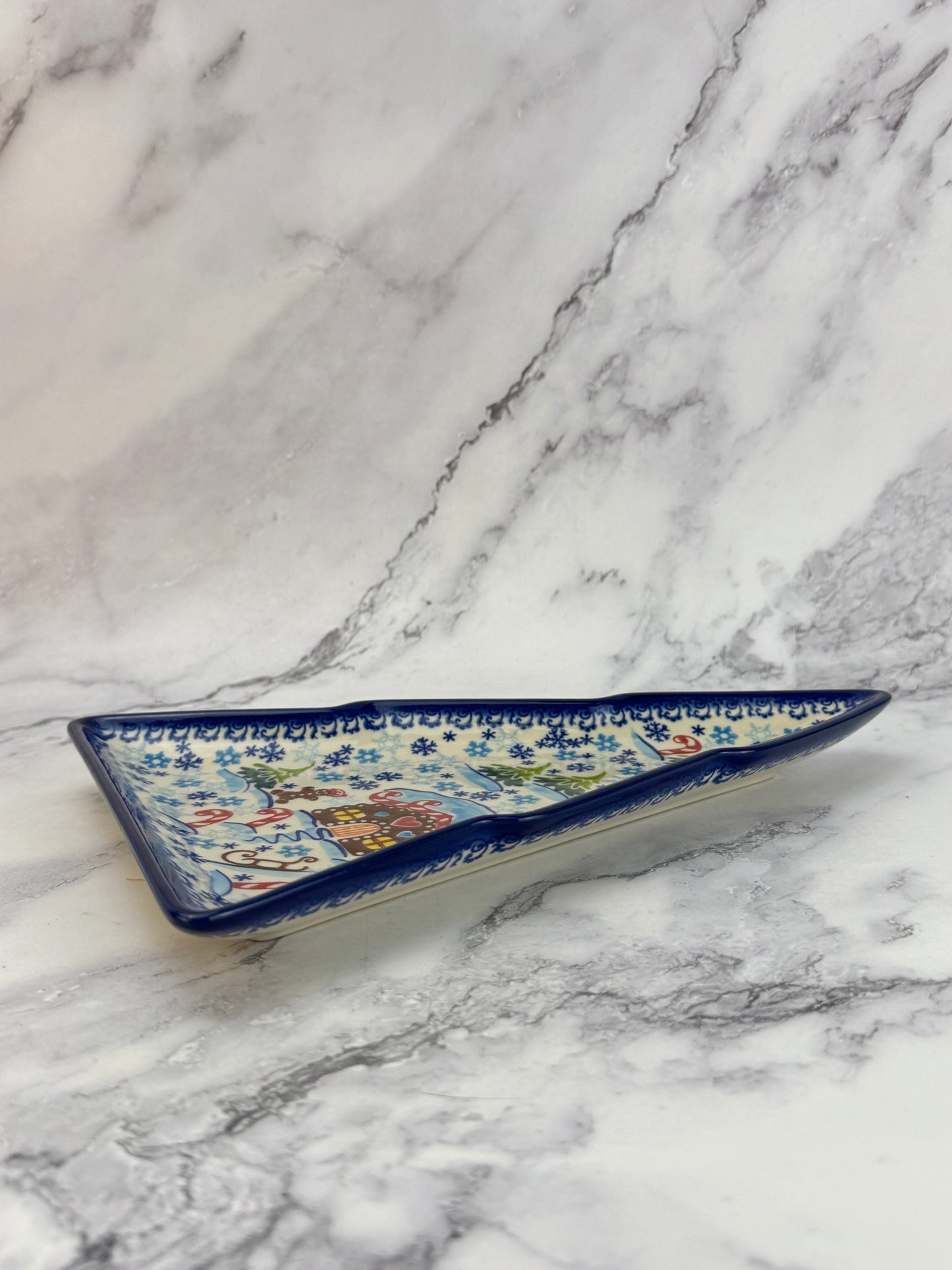 Vena Large Christmas Tree Plate - Shape V672 - Gingerbread