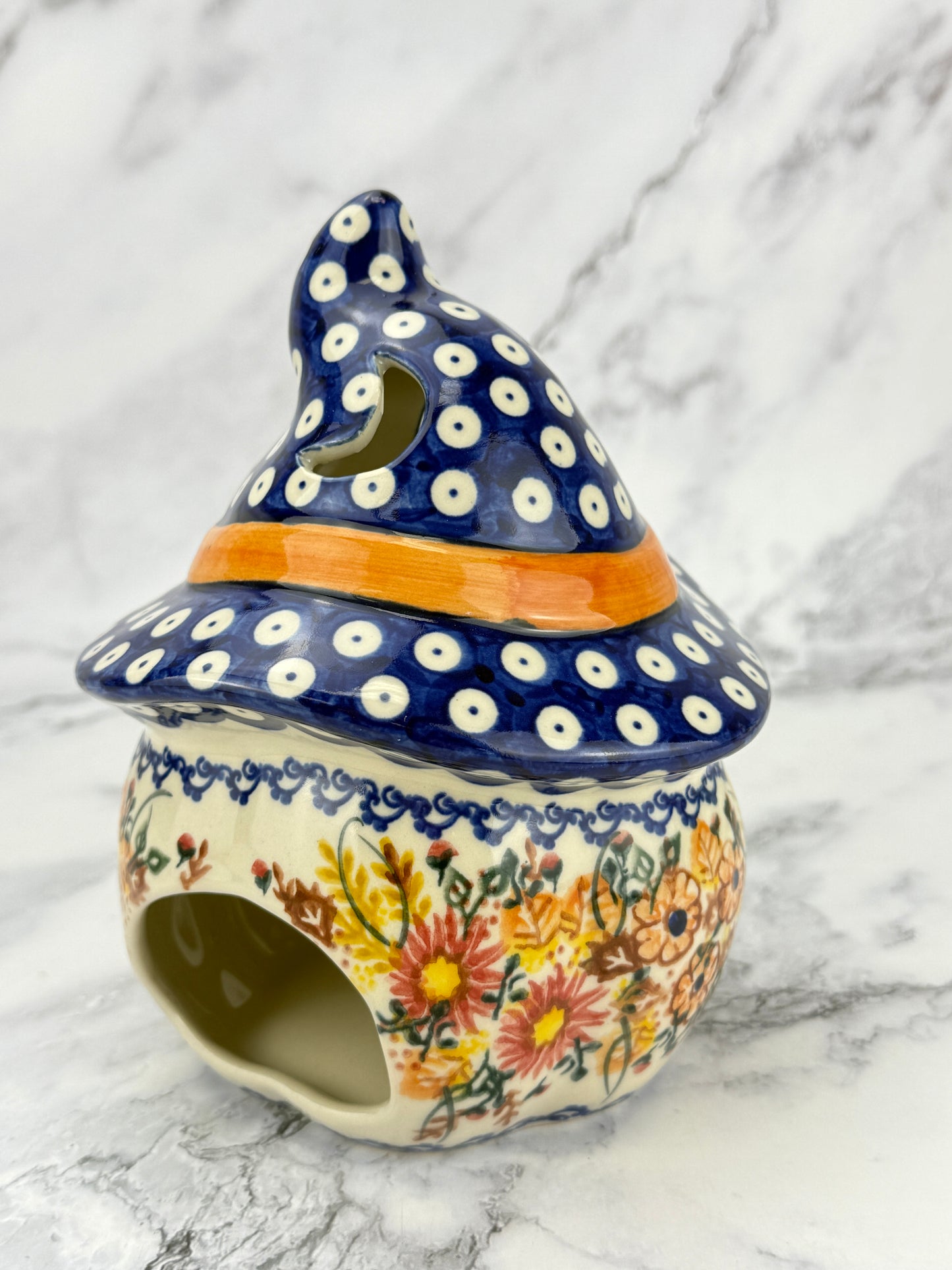 SALE Small Unikat Pumpkin With Hat - Pattern U470