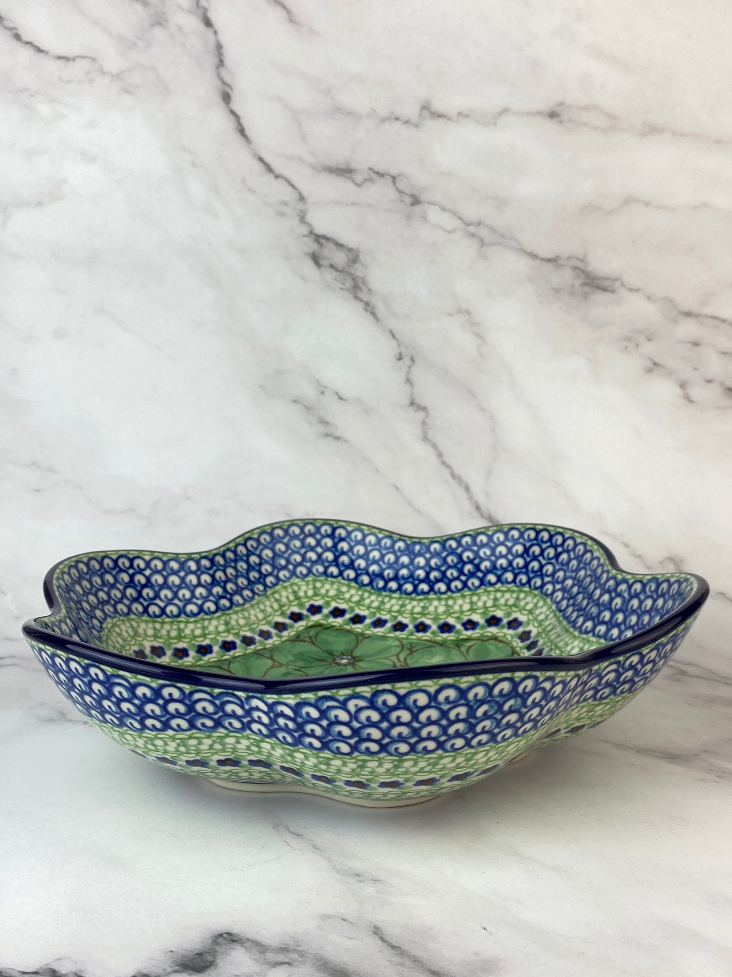 Unikat Flower Bowl - Shape 738 - Pattern U408D