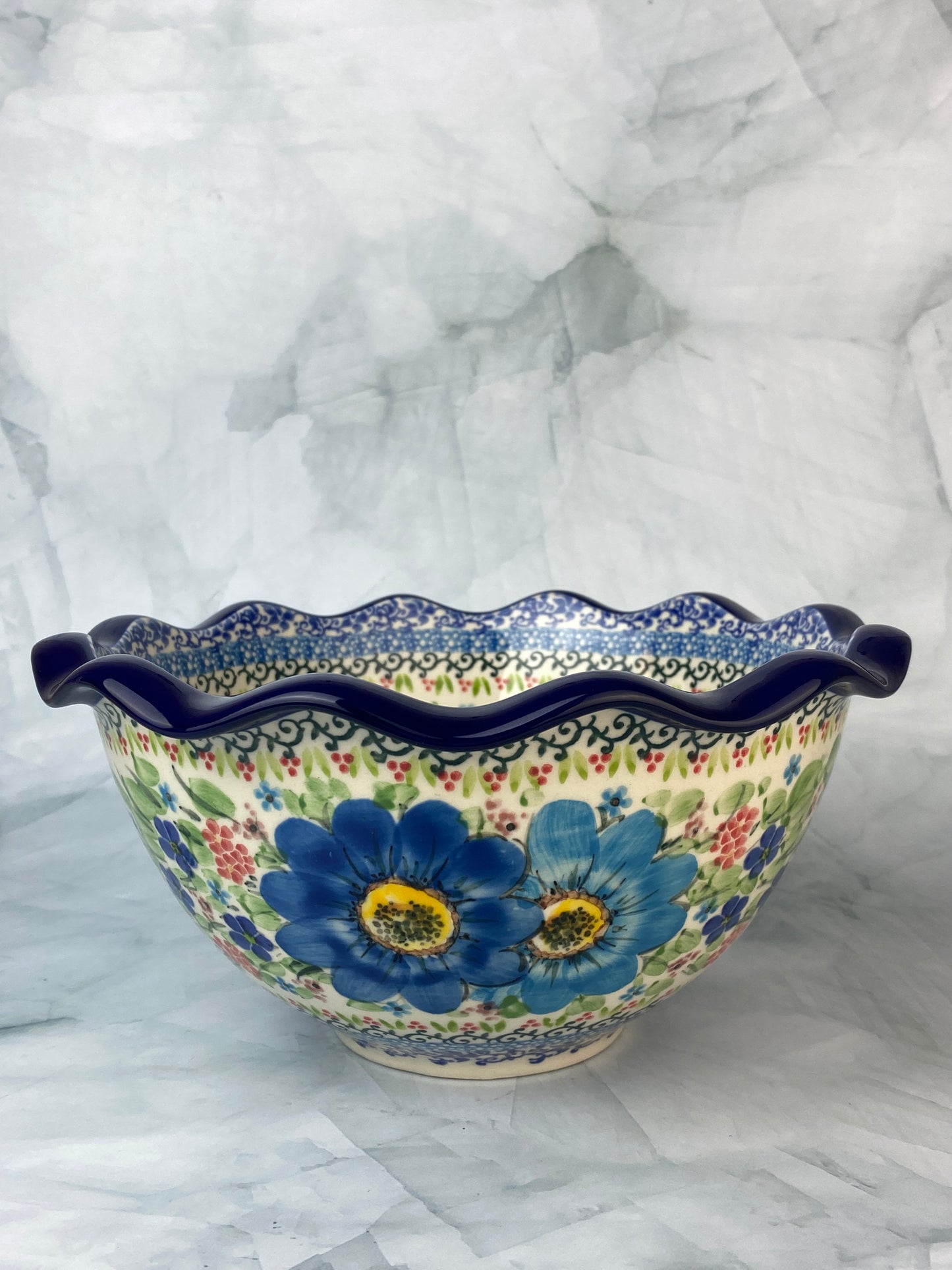 Ruffled Unikat Serving Bowl - Shape 634 - Pattern U5157