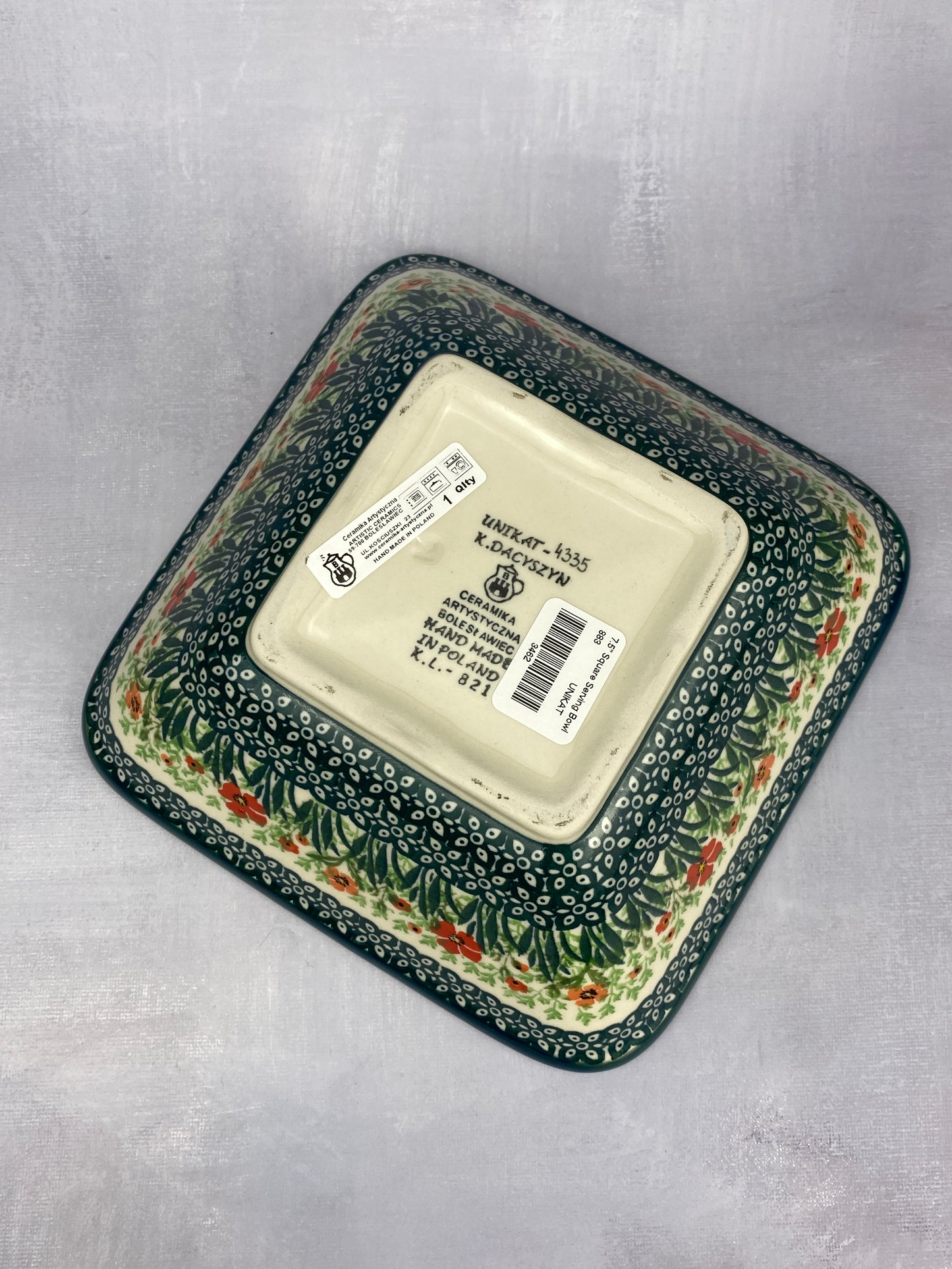 Medium Square Unikat Bowl - Shape 883 - Pattern U4335