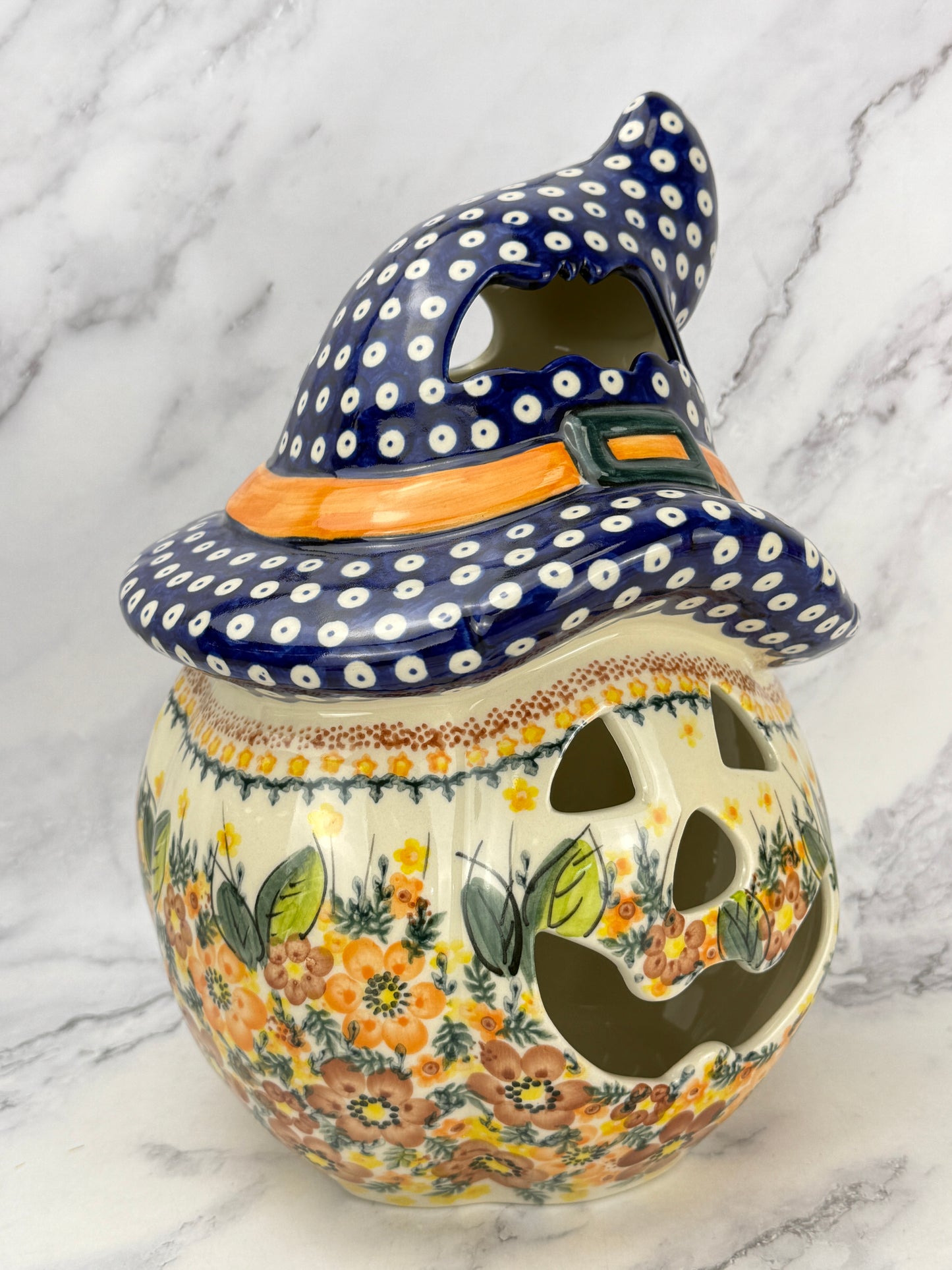 Large Unikat Pumpkin with Hat - Pattern A508