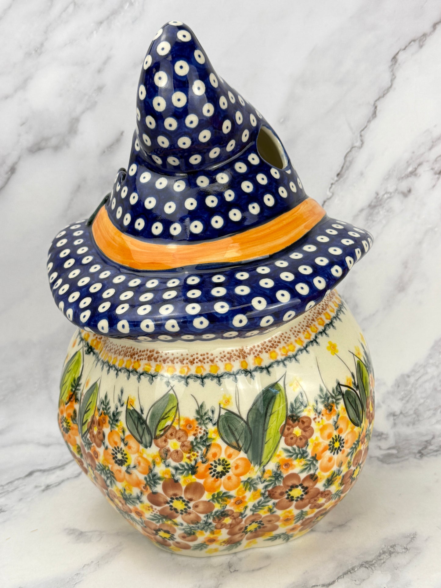 Large Unikat Pumpkin with Hat - Pattern A508