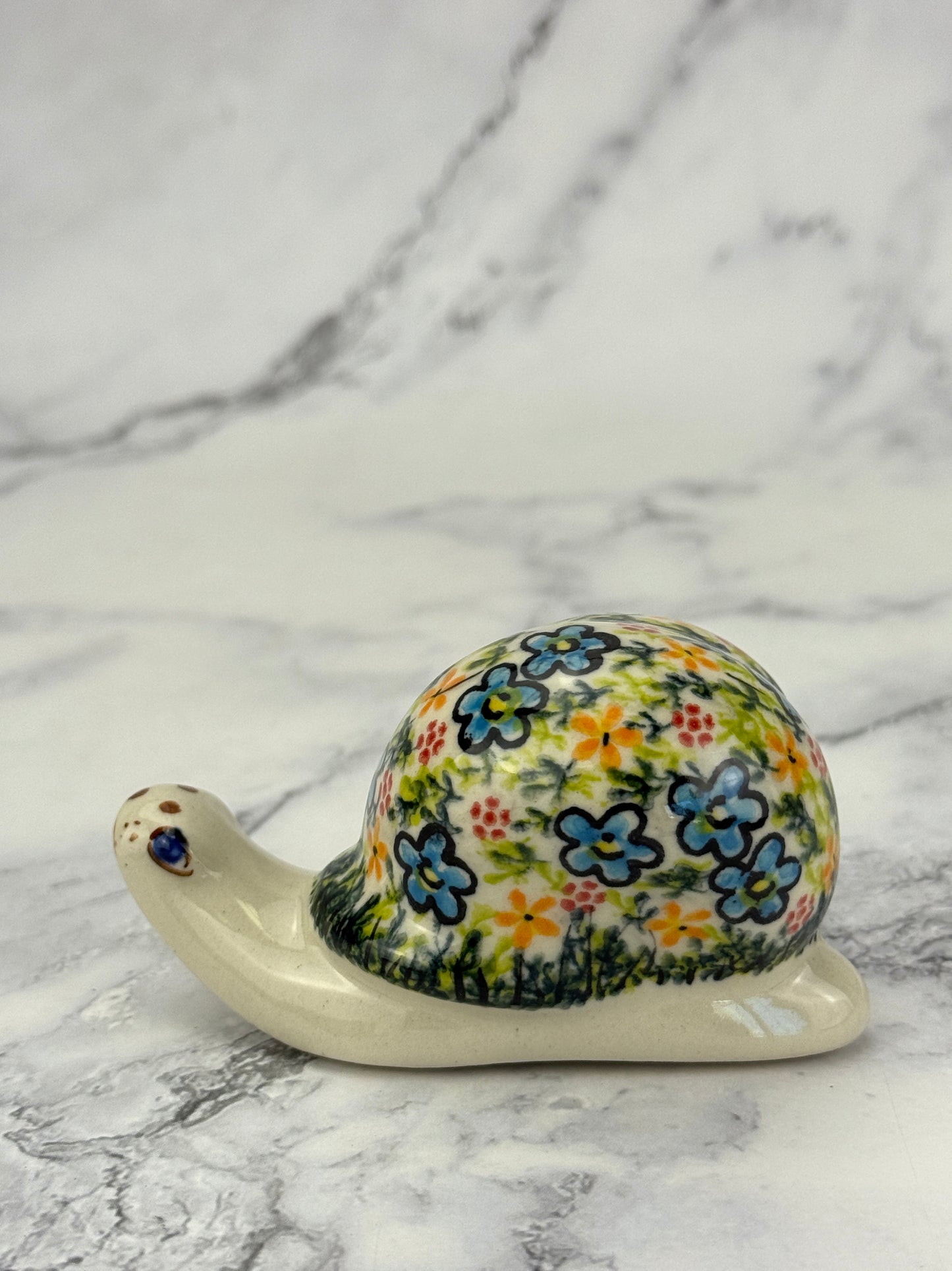 Snail Figurine - Shape V415 - Pattern Petite Posy