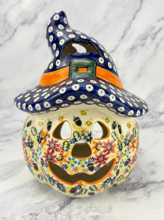 SALE Medium Unikat Pumpkin with Hat - Pattern U633