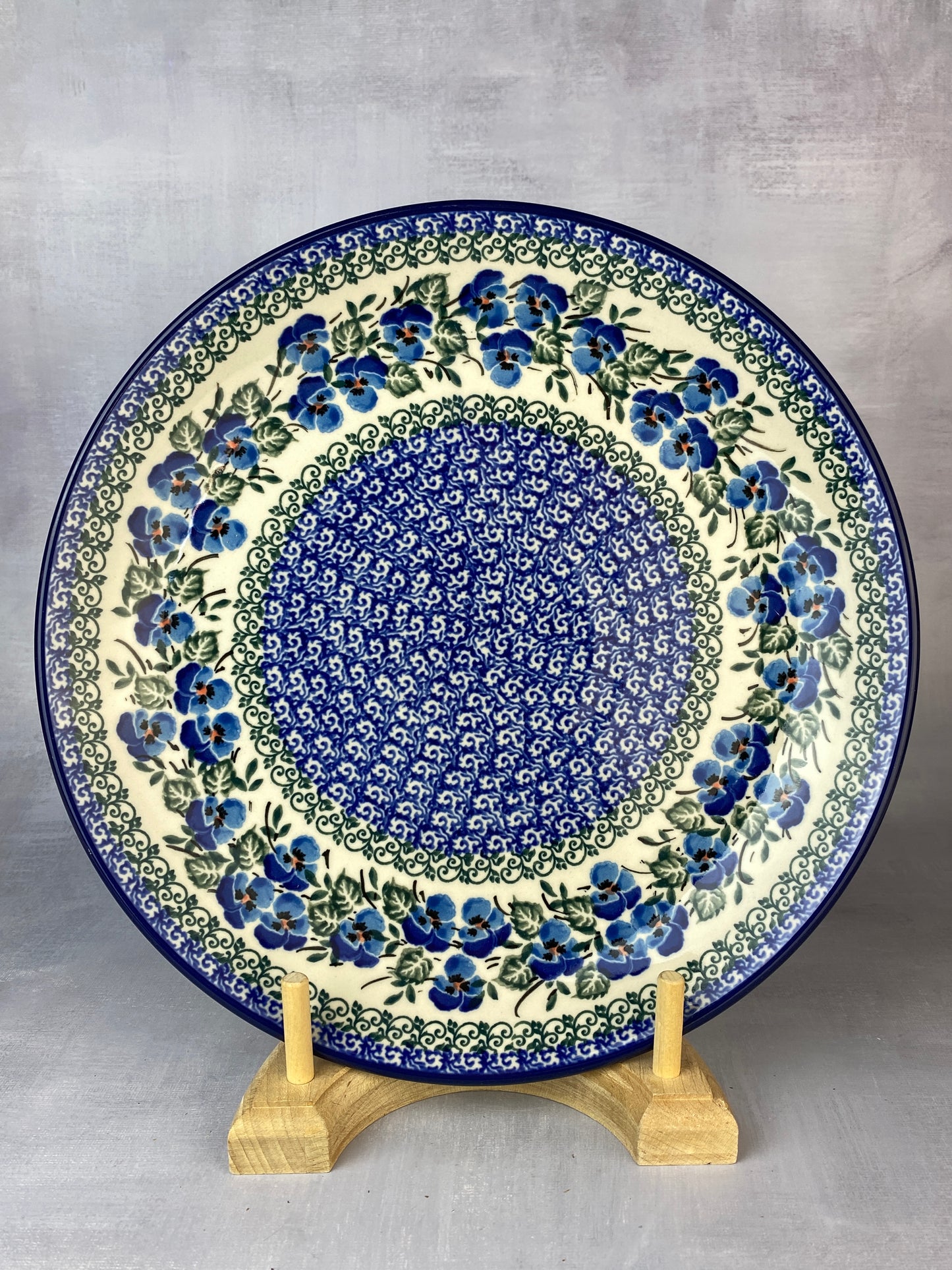 10.5" Dinner Plate - Shape 223 - Pattern 2273