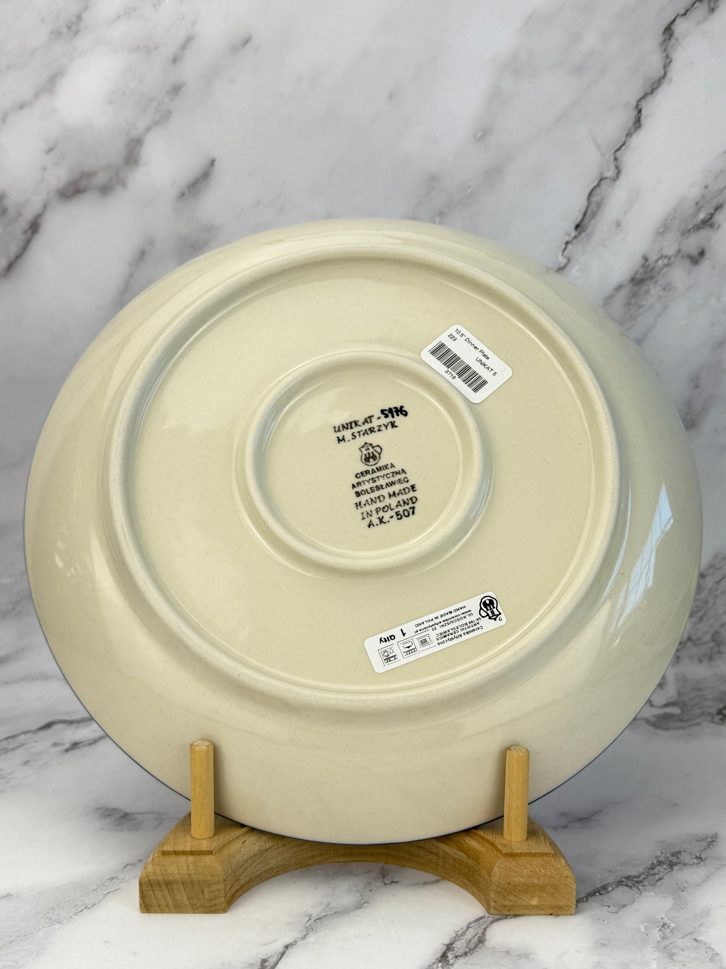 10.5" Unikat Dinner Plate - Shape 223 - Pattern U5176
