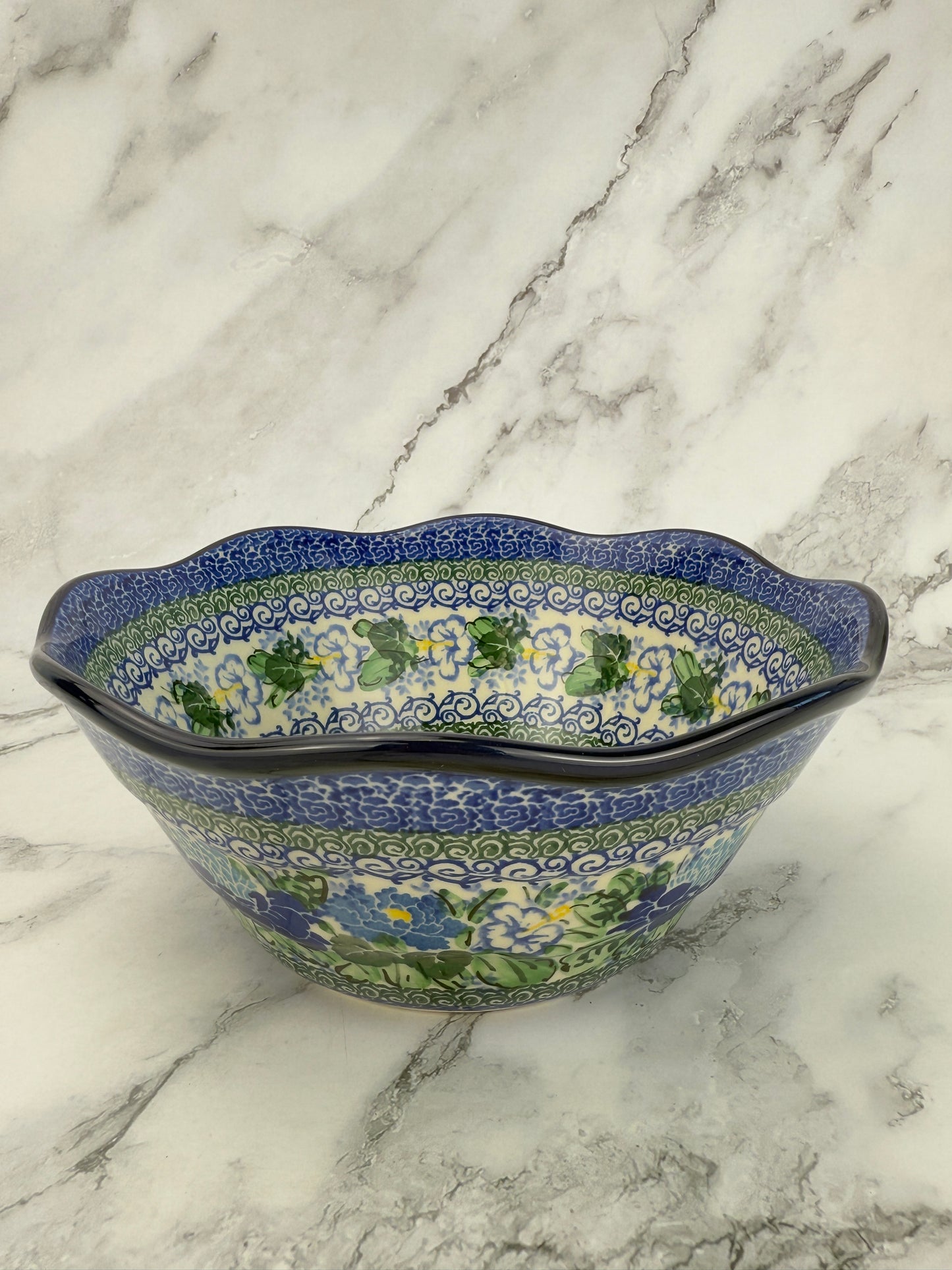 Small Wavy Unikat Bowl - Shape 691 - Pattern U5138