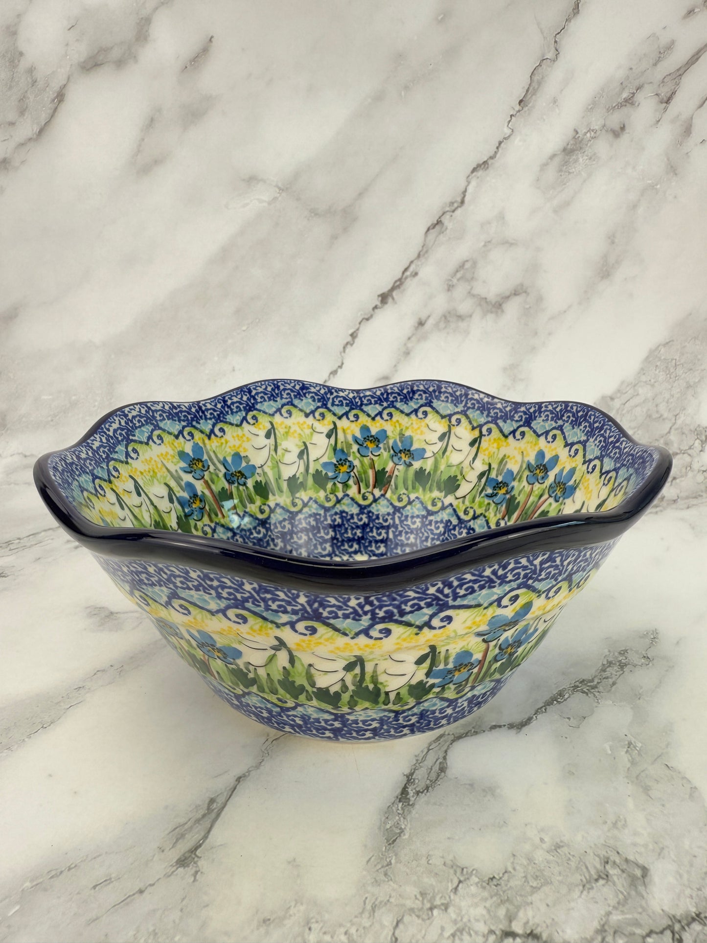 Small Wavy Unikat Bowl - Shape 691 - Pattern U5071