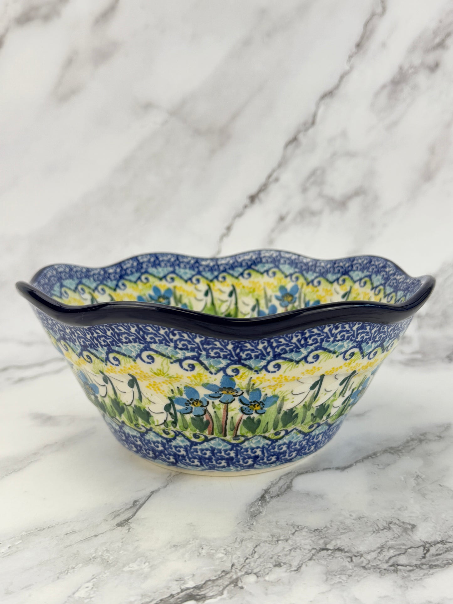 Small Wavy Unikat Bowl - Shape 691 - Pattern U5071