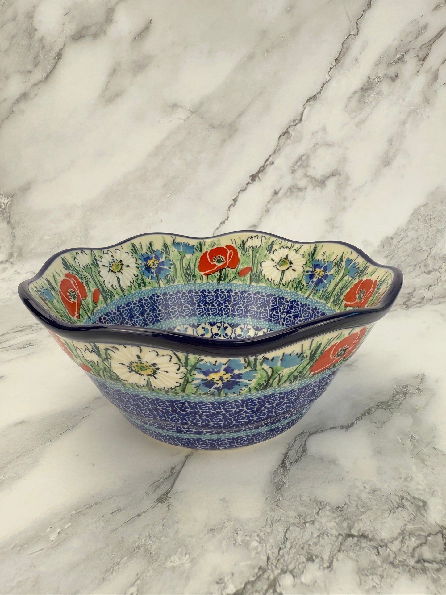 Small Wavy Unikat Bowl - Shape 691 - Pattern U4953