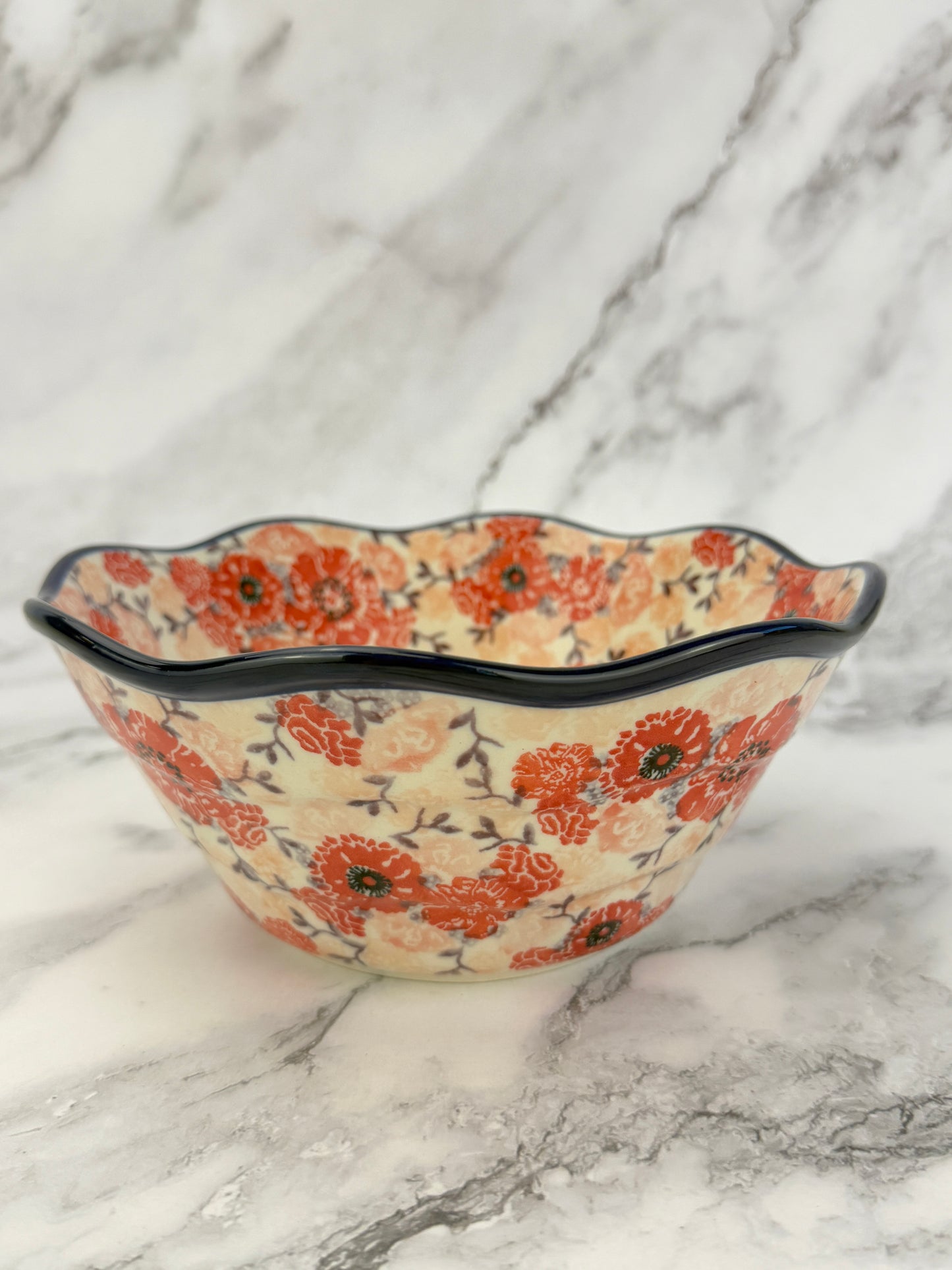 SALE Small Wavy Unikat Bowl - Shape 691 - Pattern U5080