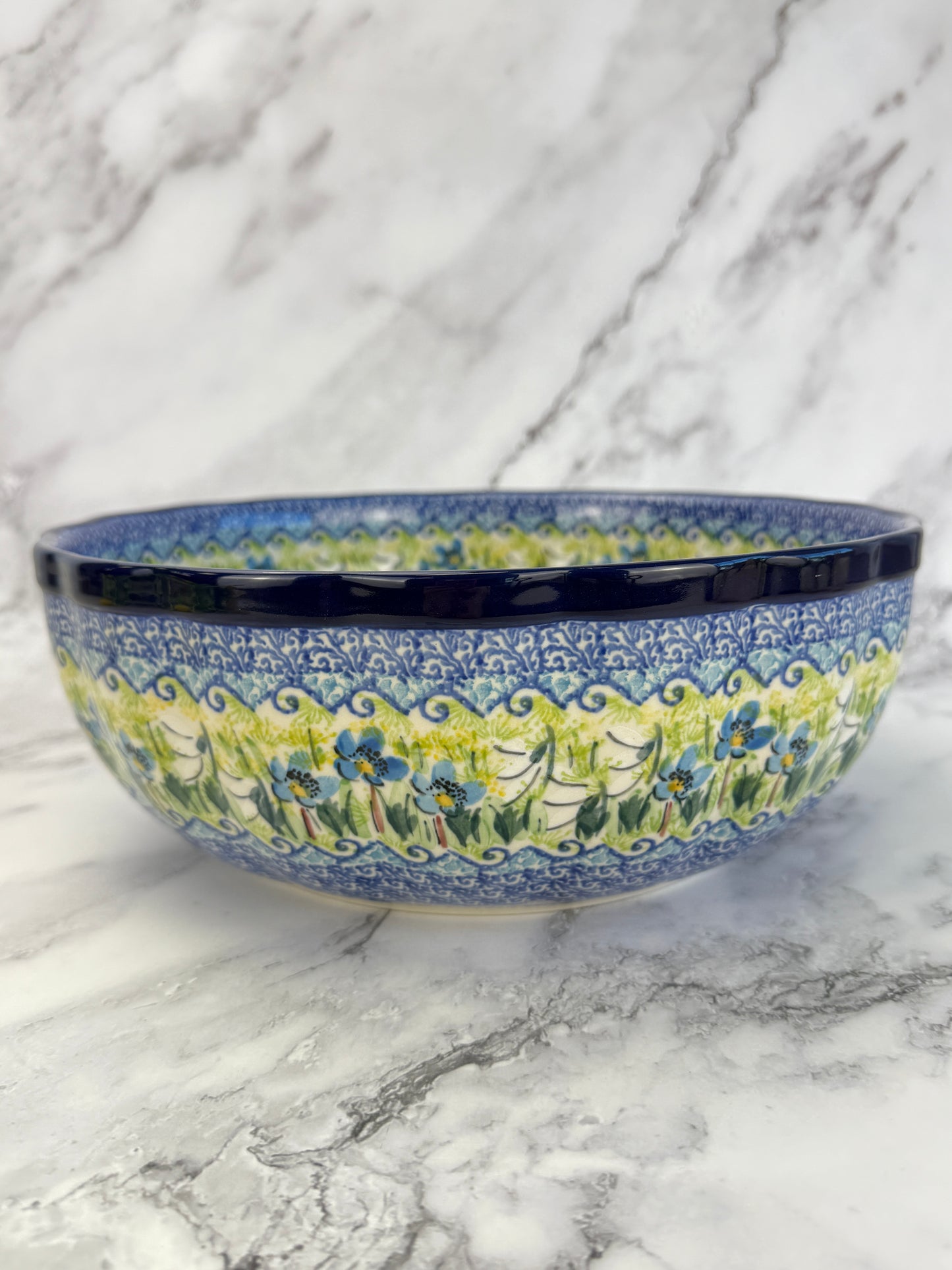 11" Wavy Unikat Serving Bowl - Shape 013 - Pattern U5071