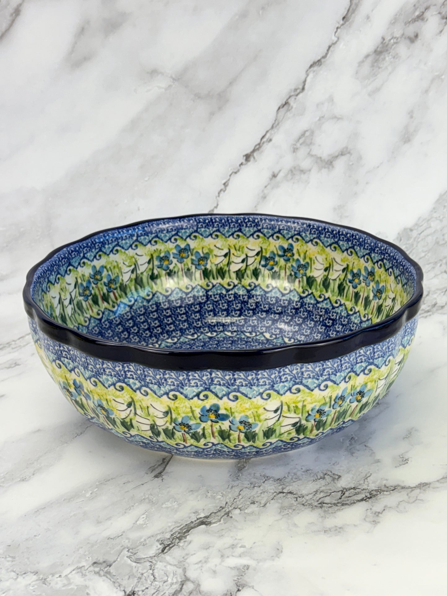 11" Wavy Unikat Serving Bowl - Shape 013 - Pattern U5071