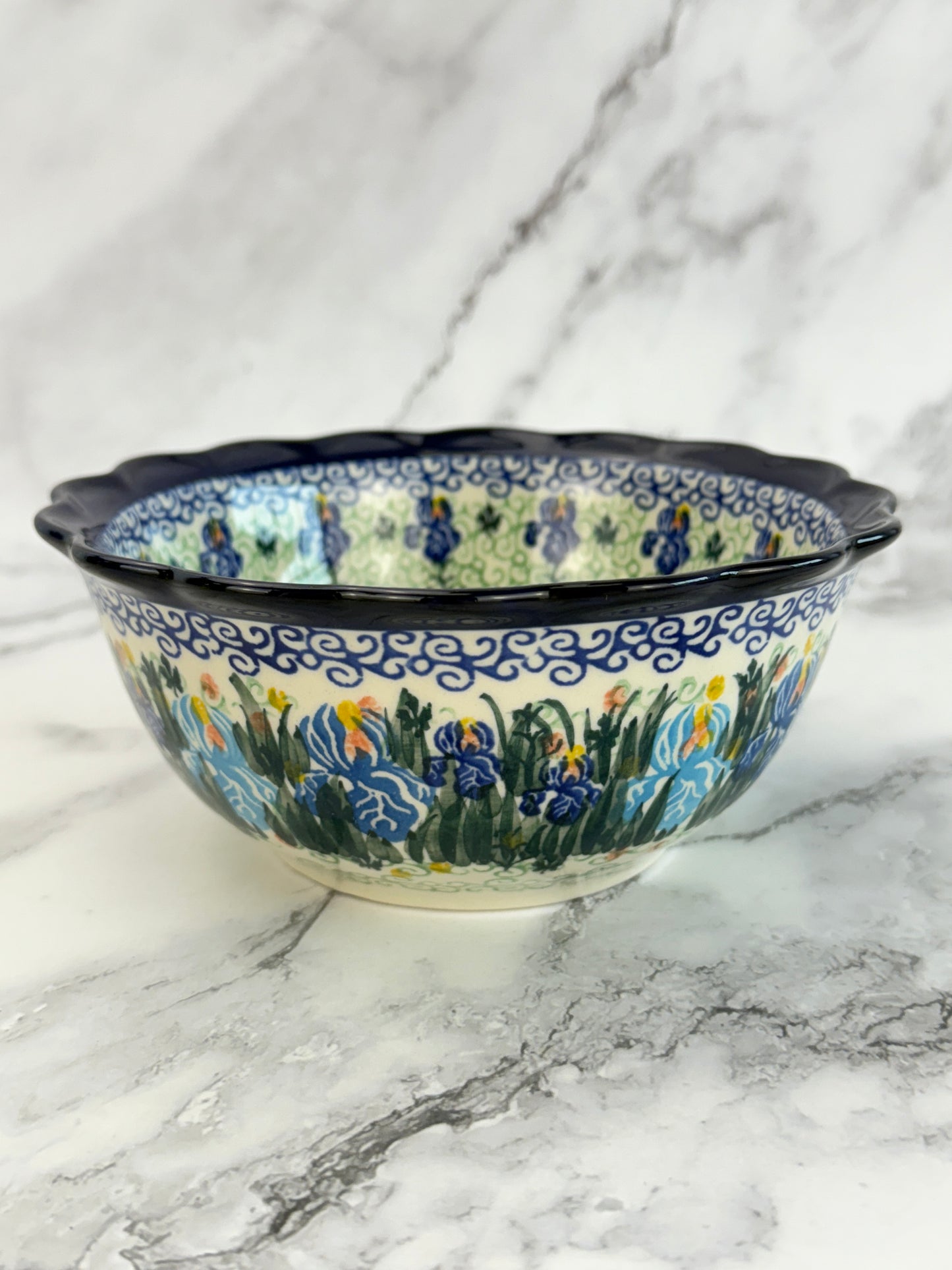 Unikat Ruffle Edged Bowl - Shape 288 - Pattern U2712