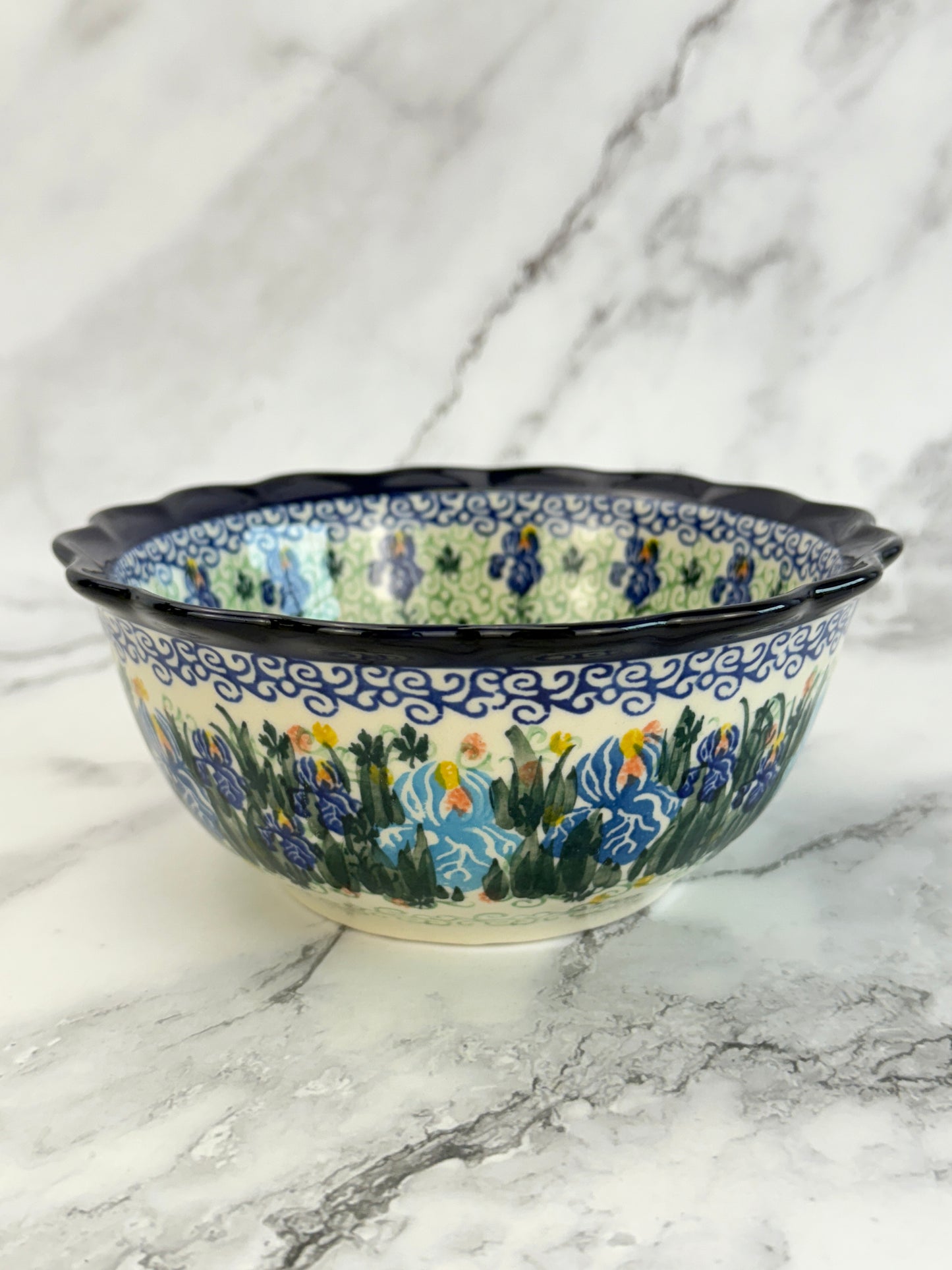 Unikat Ruffle Edged Bowl - Shape 288 - Pattern U2712