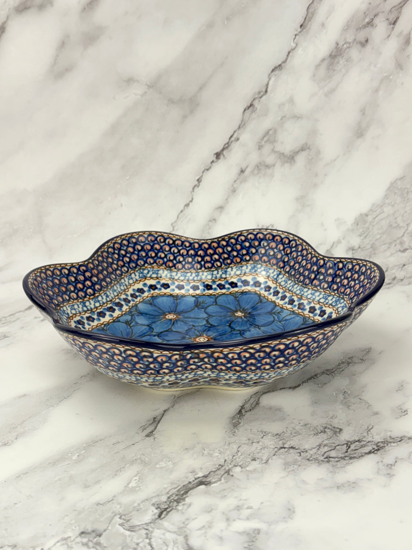 Unikat Flower Bowl - Shape 738 - Pattern U408C