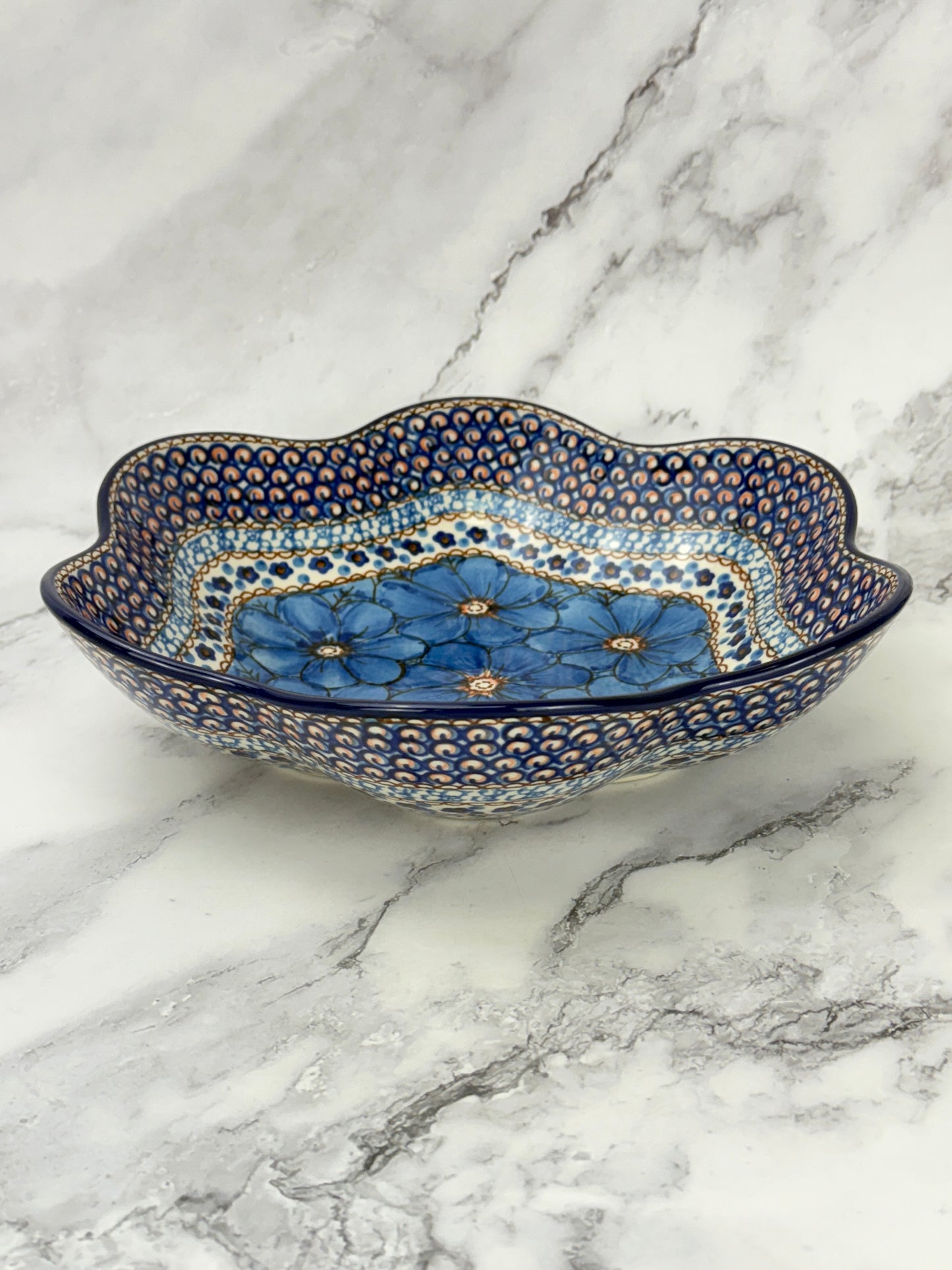 Unikat Flower Bowl - Shape 738 - Pattern U408C