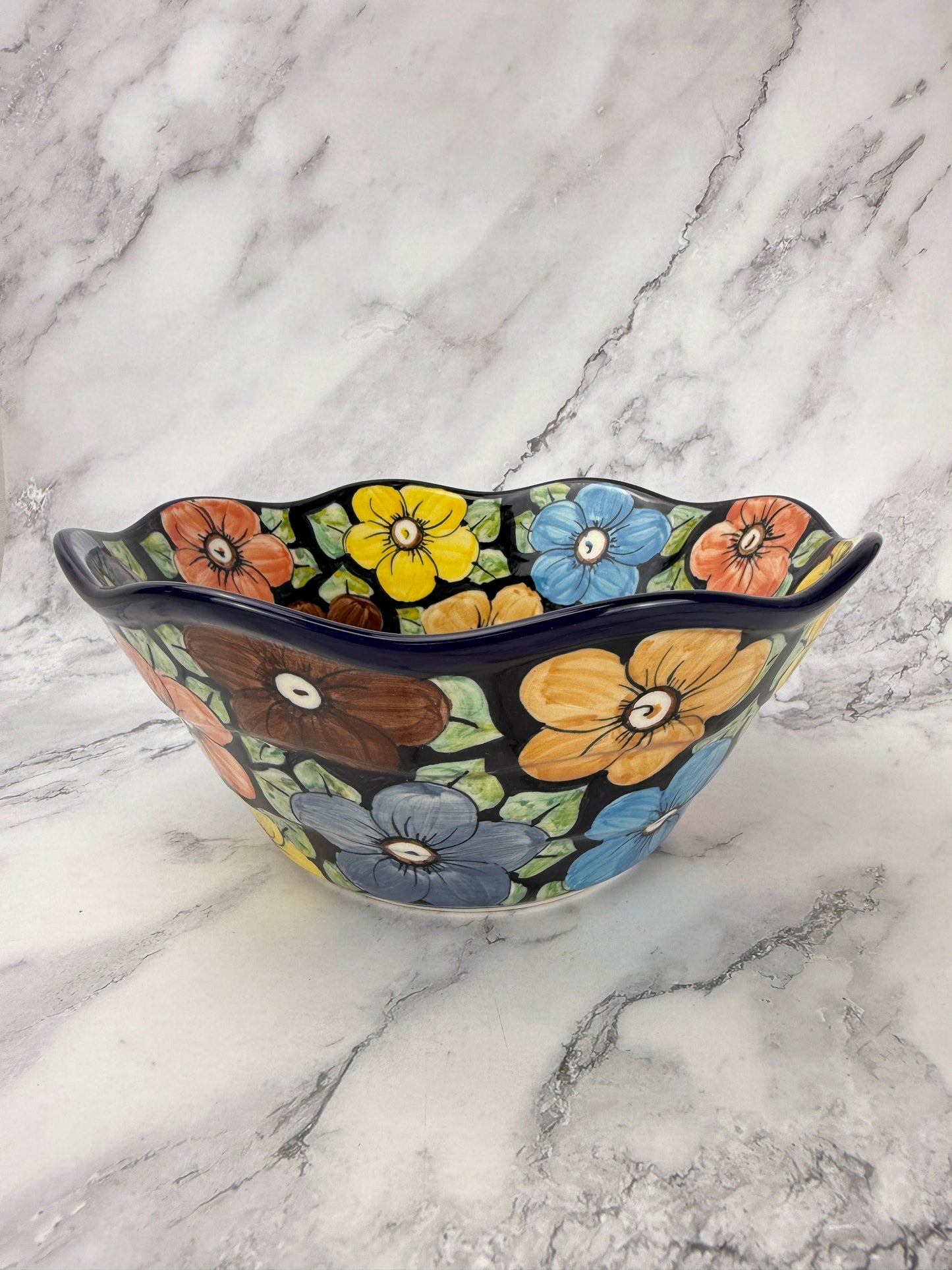 Large Wavy Unikat Serving Bowl - Shape 692 - Pattern U415