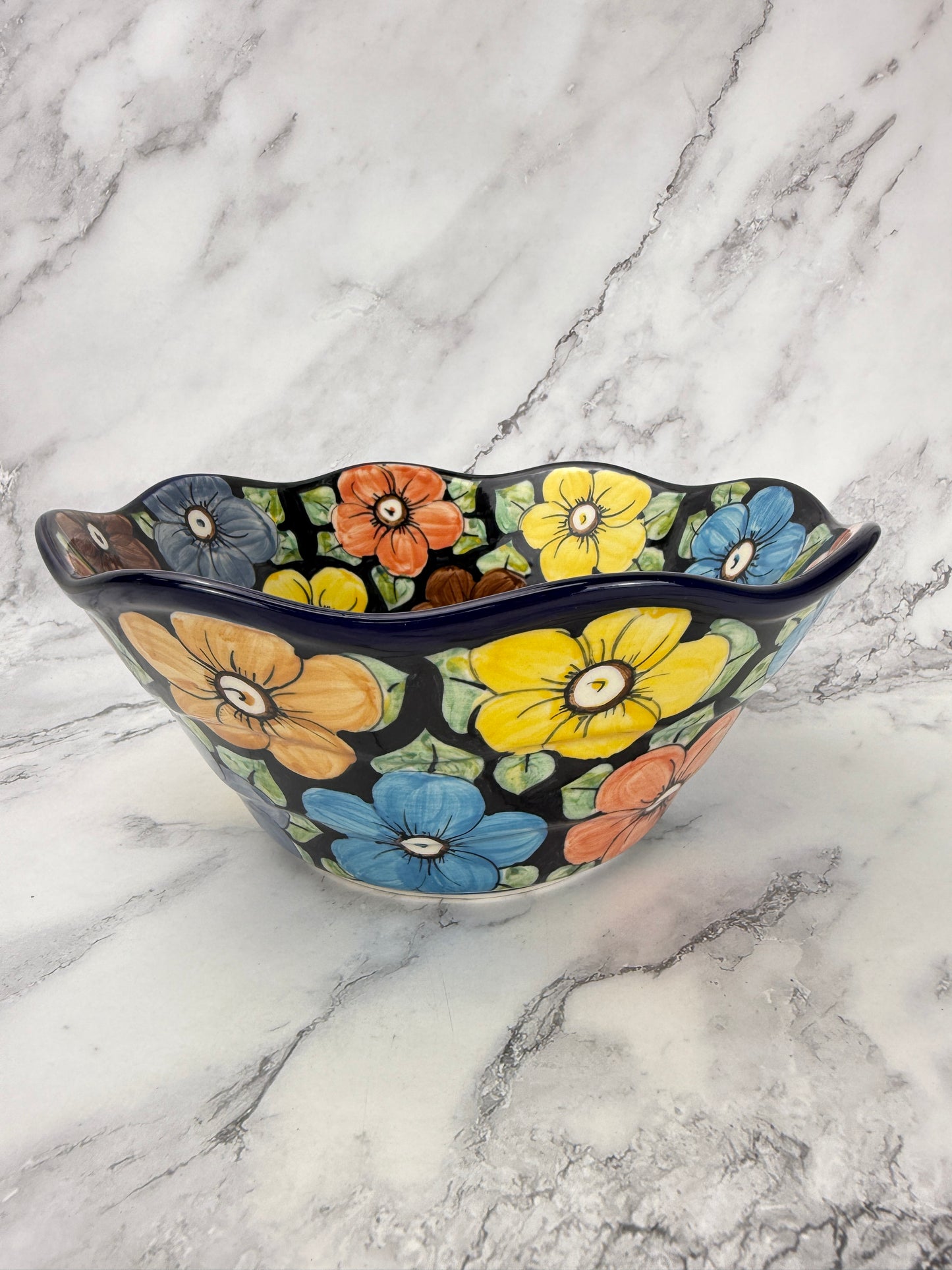 Large Wavy Unikat Serving Bowl - Shape 692 - Pattern U415