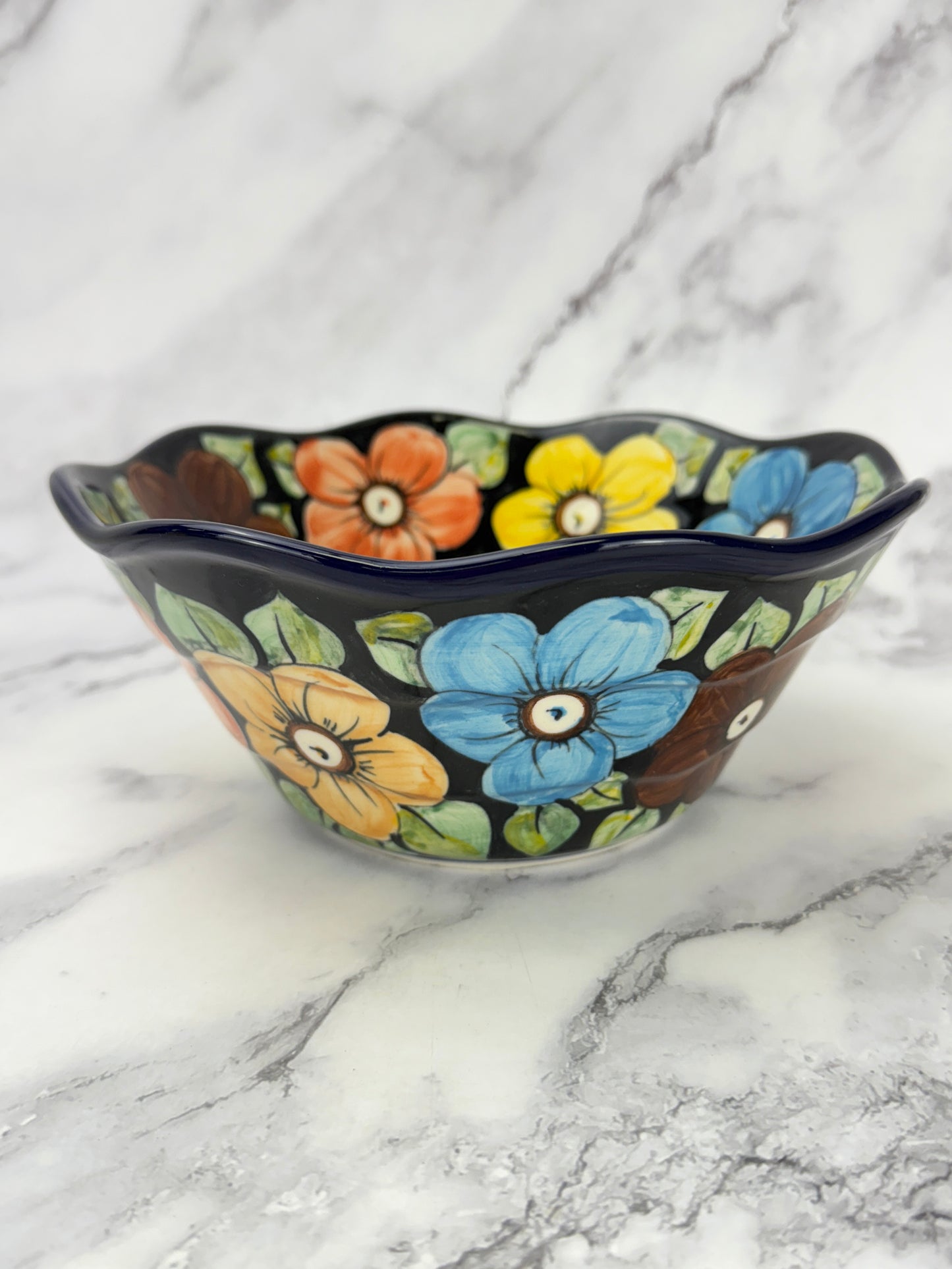 Small Wavy Unikat Bowl - Shape 691 - Pattern U415