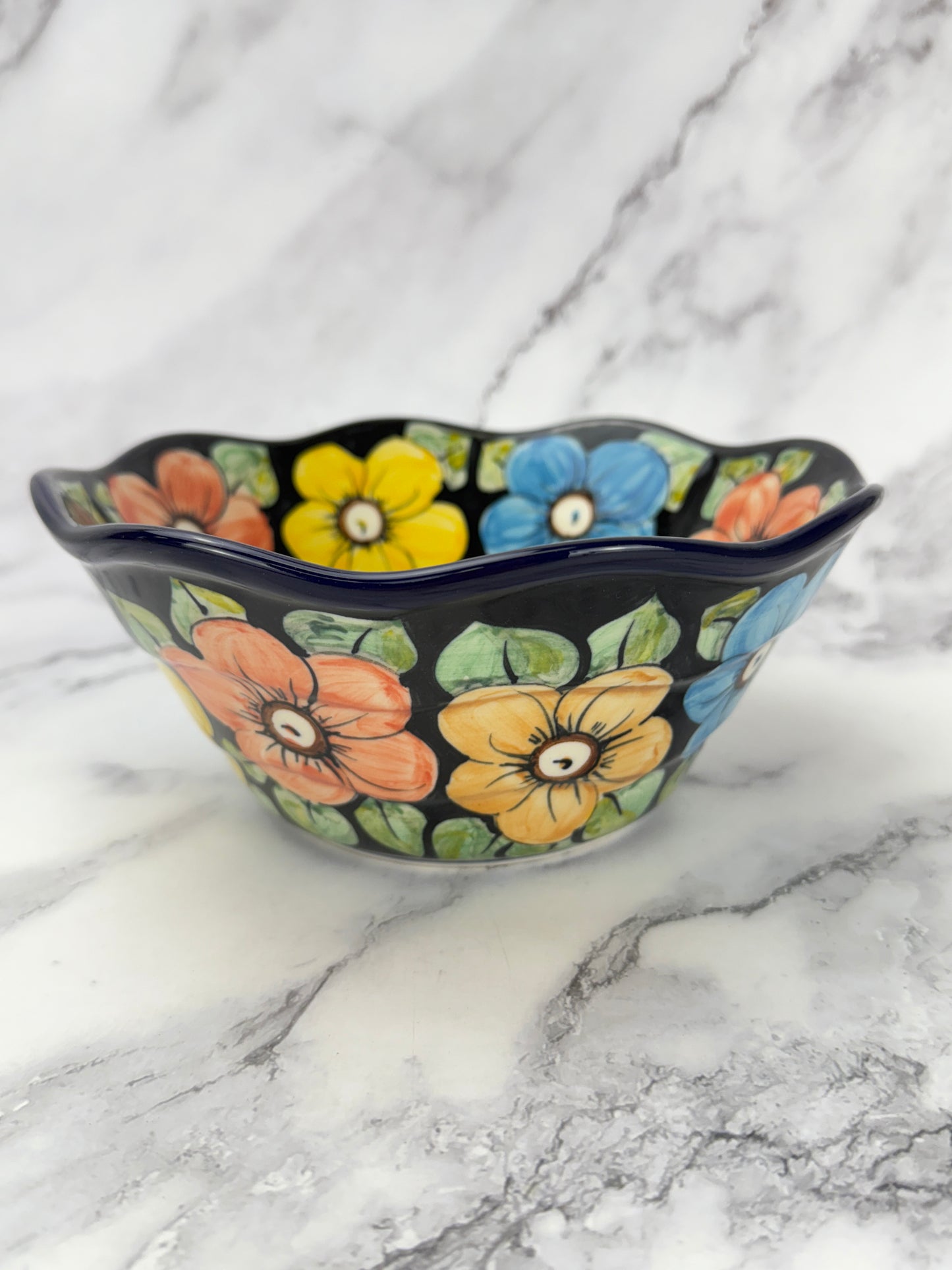 Small Wavy Unikat Bowl - Shape 691 - Pattern U415