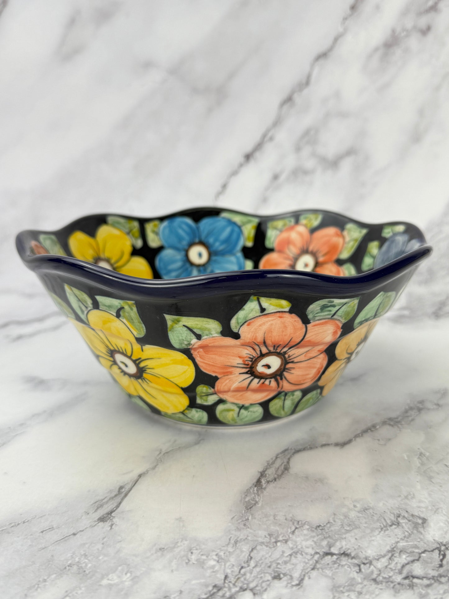 Small Wavy Unikat Bowl - Shape 691 - Pattern U415