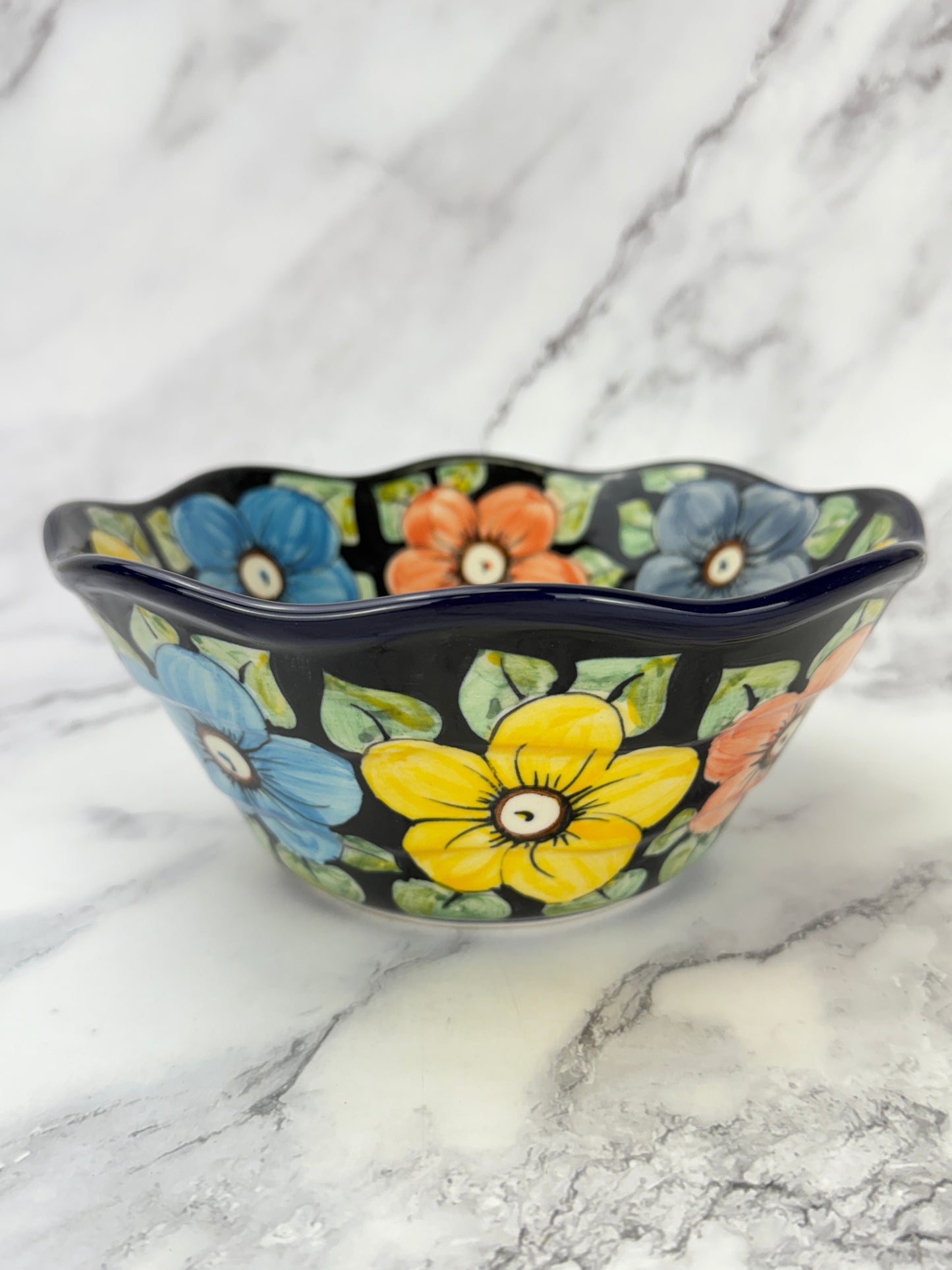 Small Wavy Unikat Bowl - Shape 691 - Pattern U415