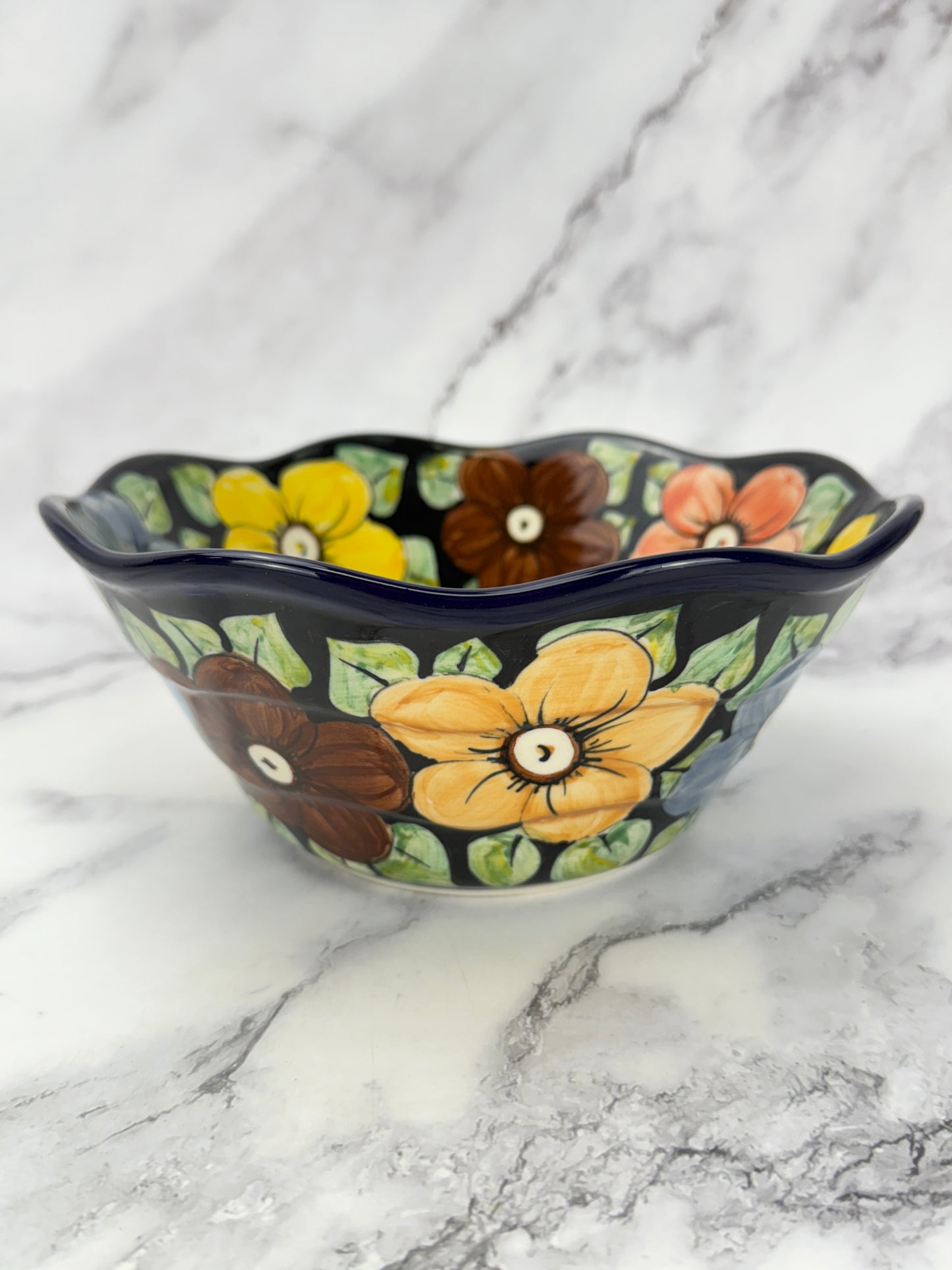 Small Wavy Unikat Bowl - Shape 691 - Pattern U415