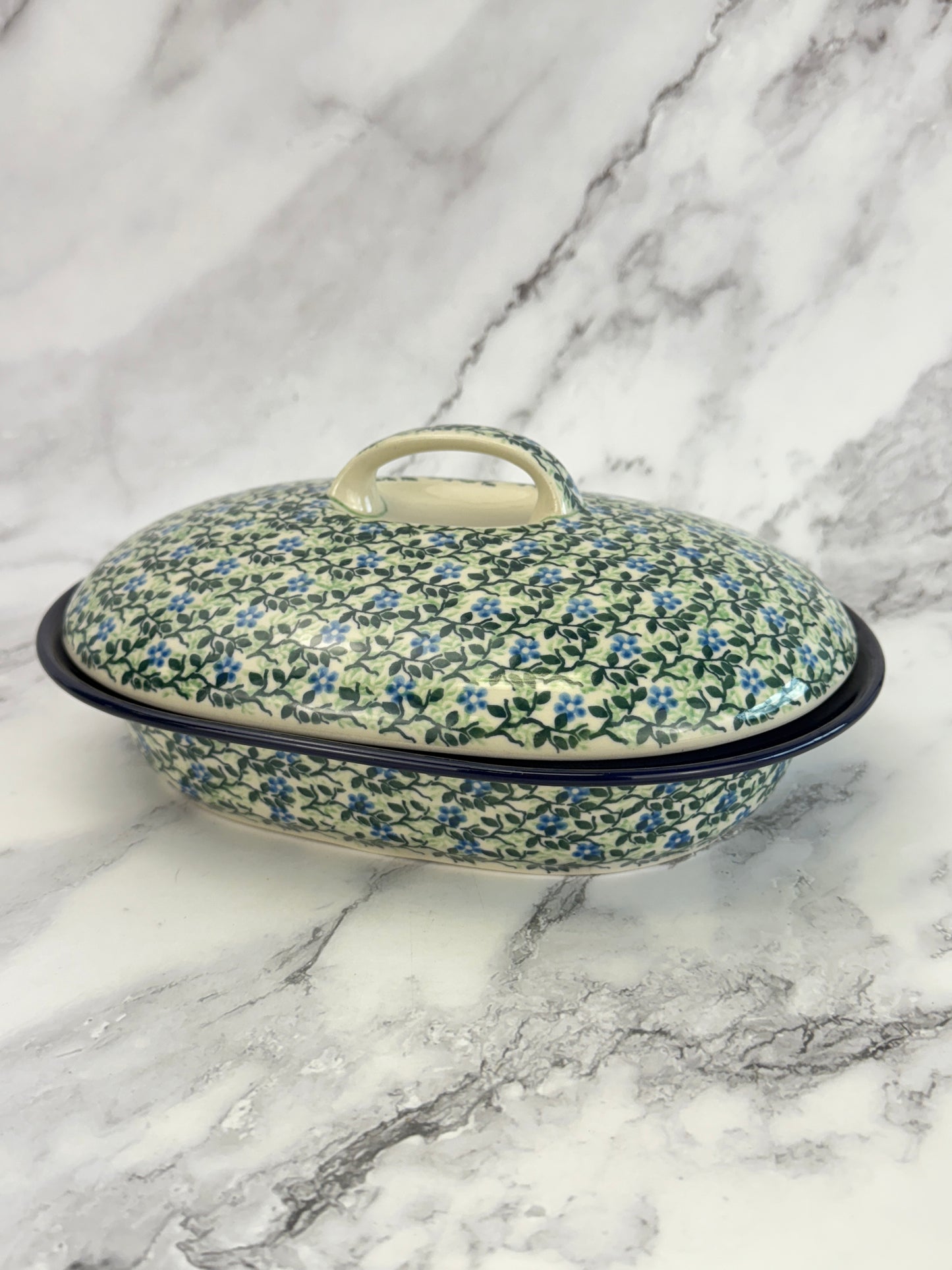 Covered Baker - Shape 617 - Pattern 2349